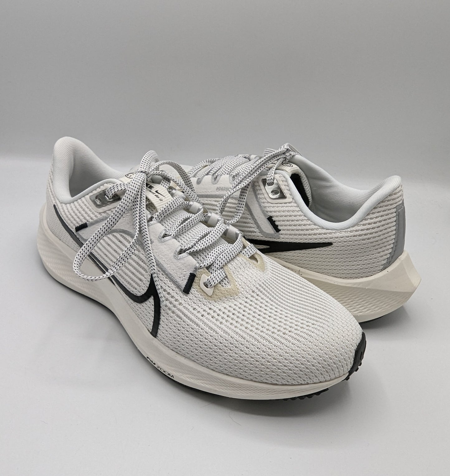 Nike Pegasus 40 Women's Road Running Shoes - White