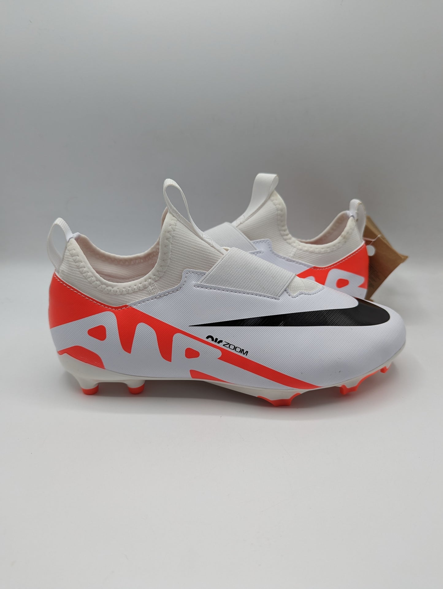 Nike Mercurial Vapour 15 Academy Firm Ground Football Boots Juniors - White