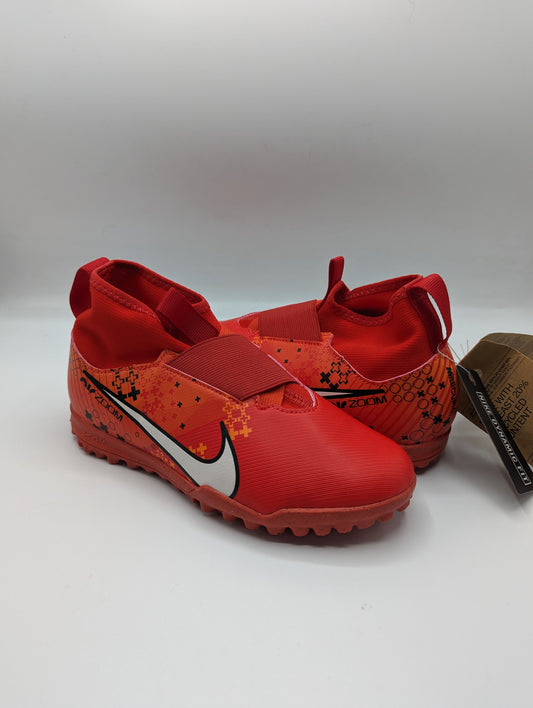 Nike Junior Superfly 9 Academy Mercurial Dream Speed Astro Turf Boots/Trainers - Red