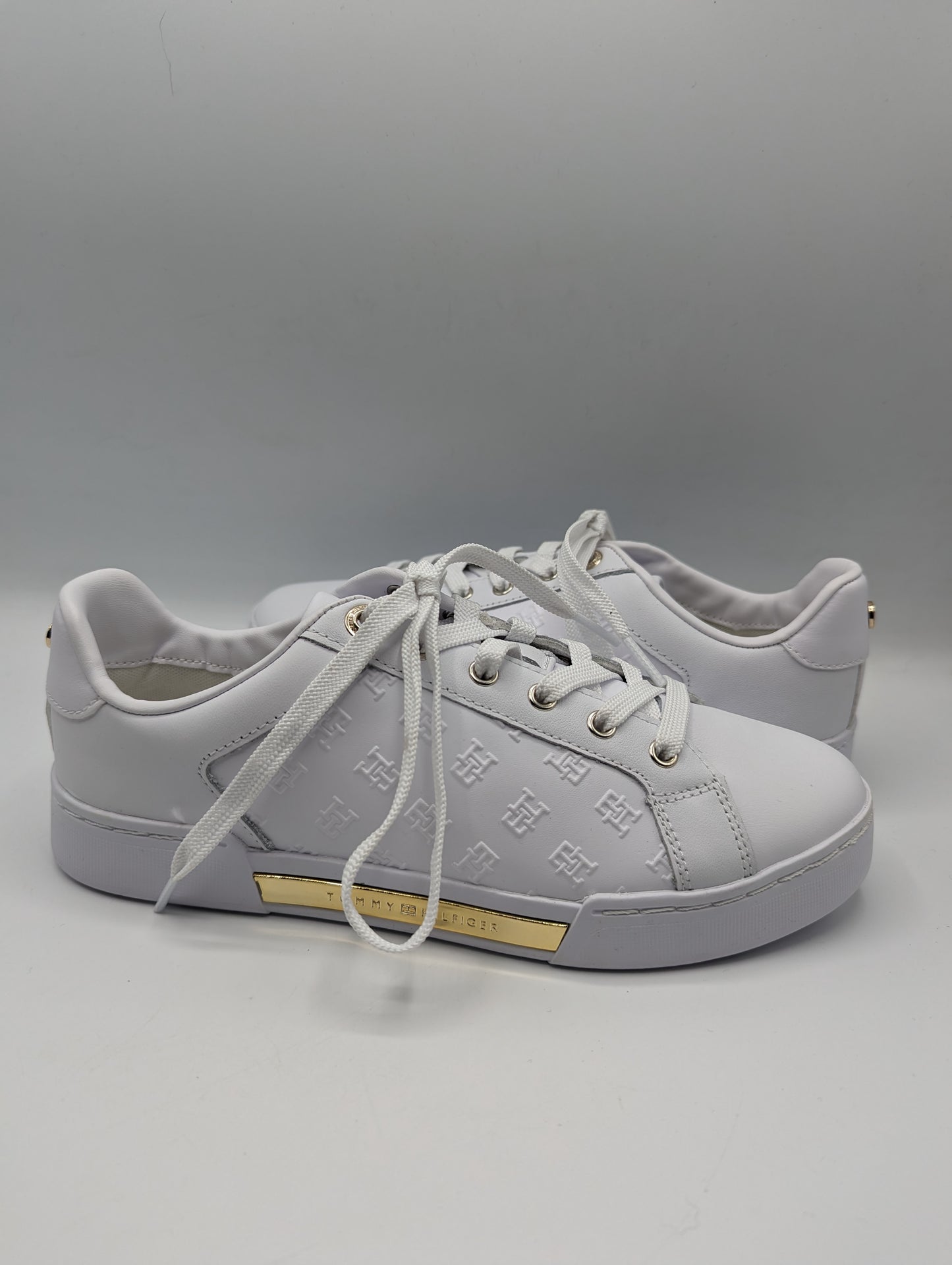 Tommy Hilfiger Embossed Monogram Womens Trainer - White