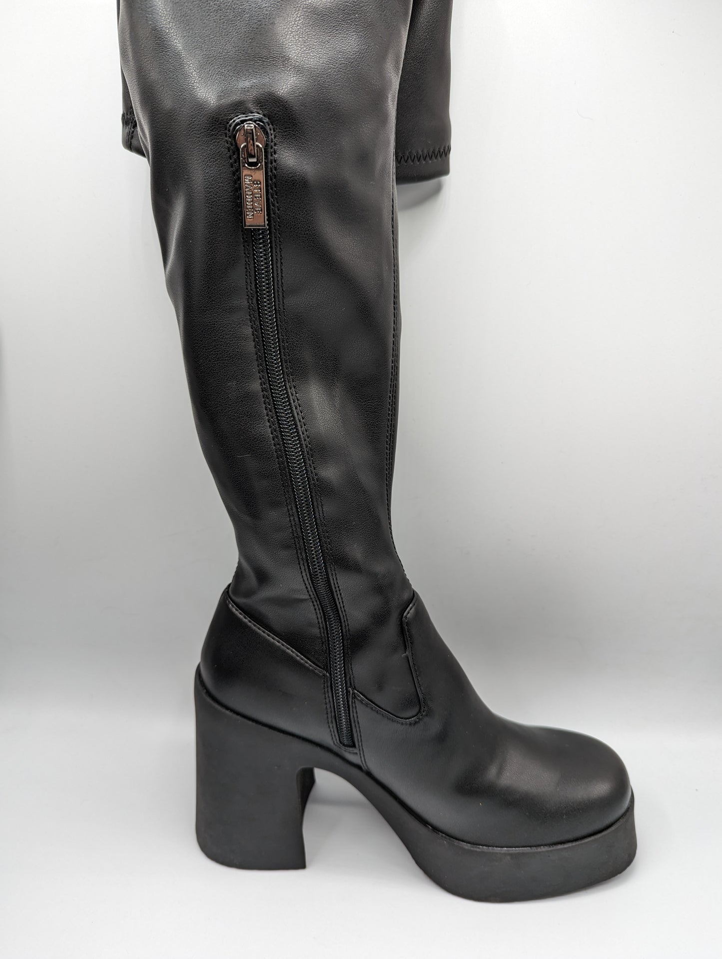 STEVE MADDEN Clifftop Womens Above The Knee Boots - Black