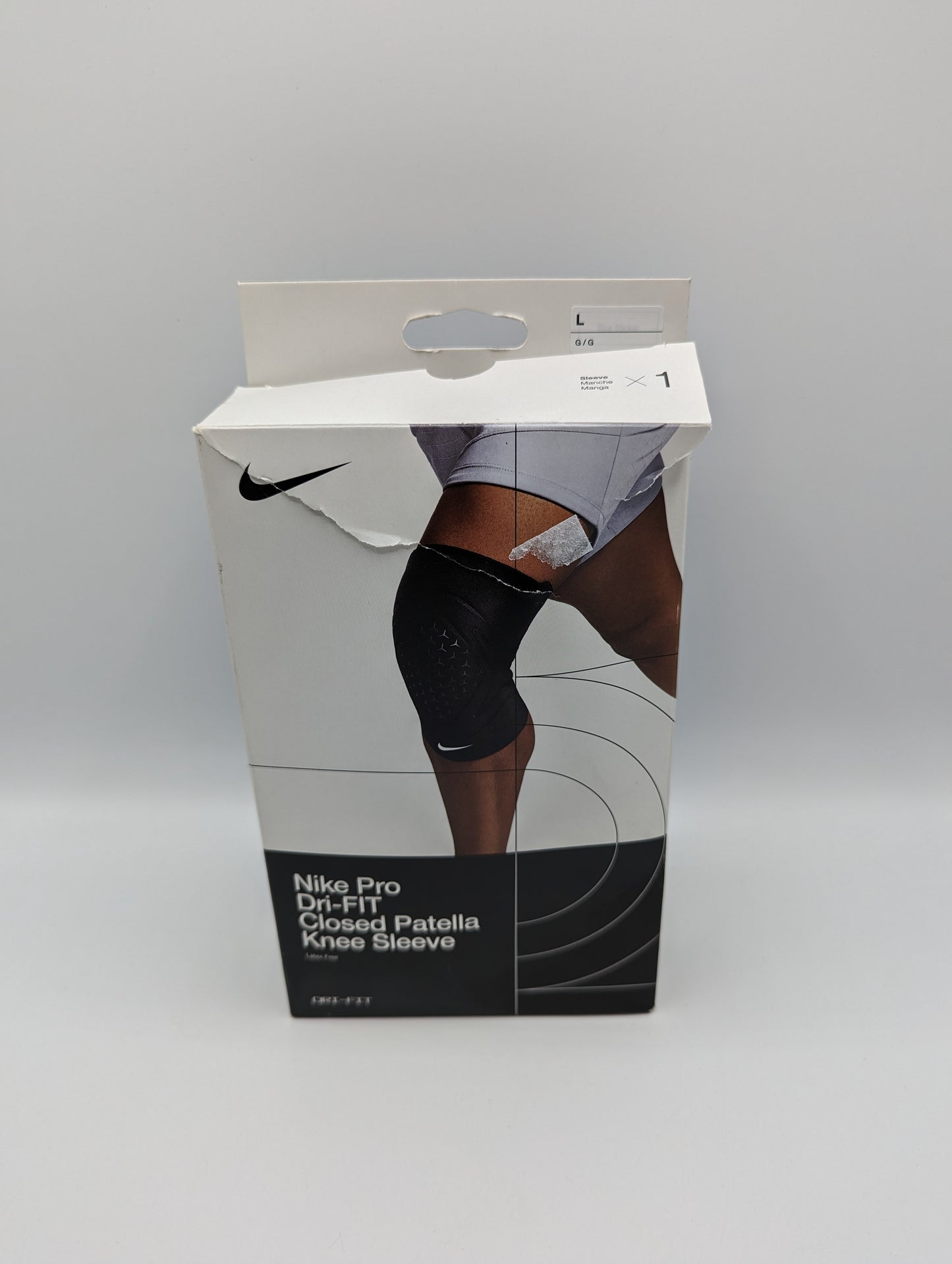 Nike Pro Mens Closed Patella Knee Sleeve - Black