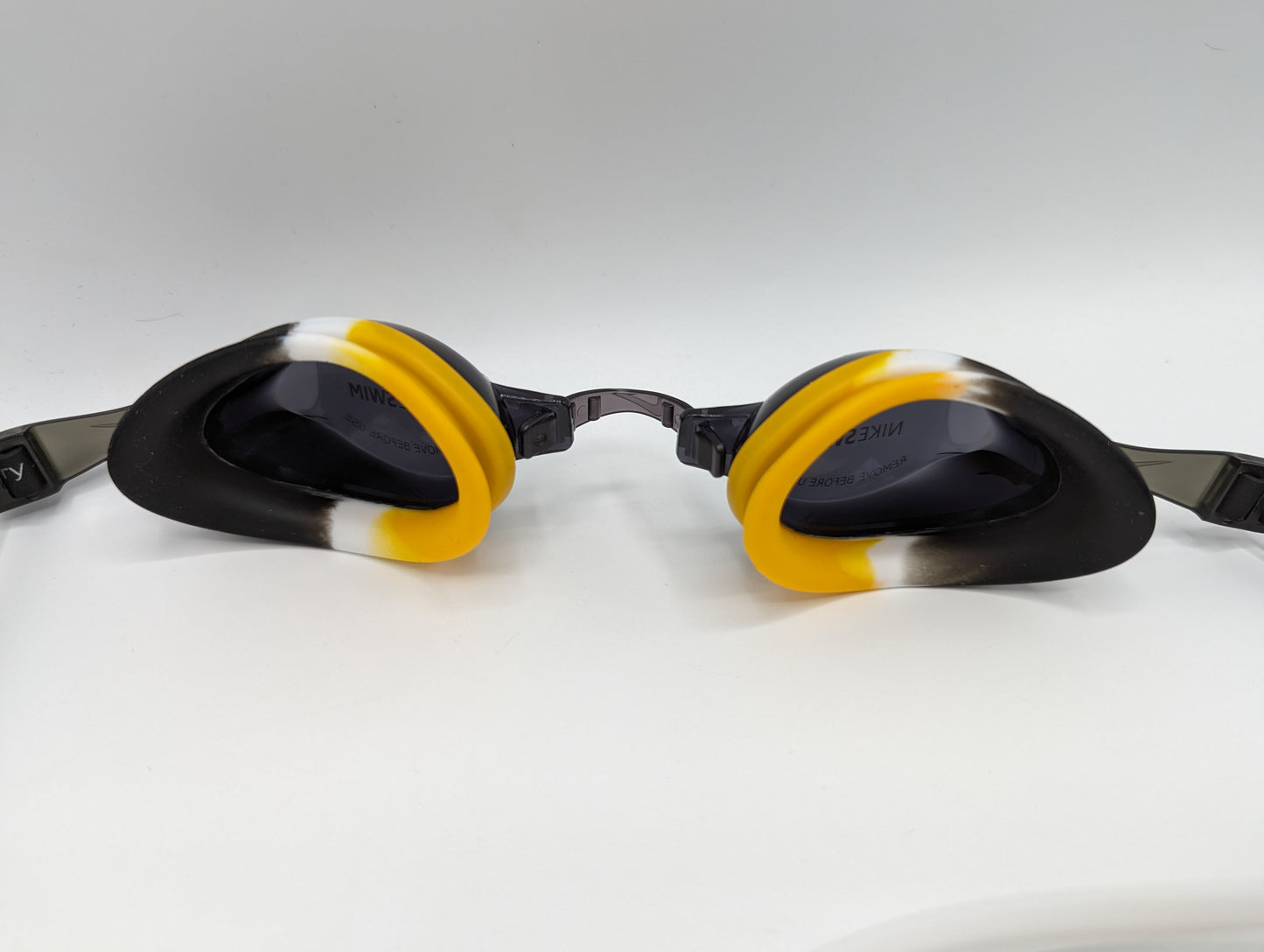 Nike Chrome Youth Swimming Goggles - Black/Yellow