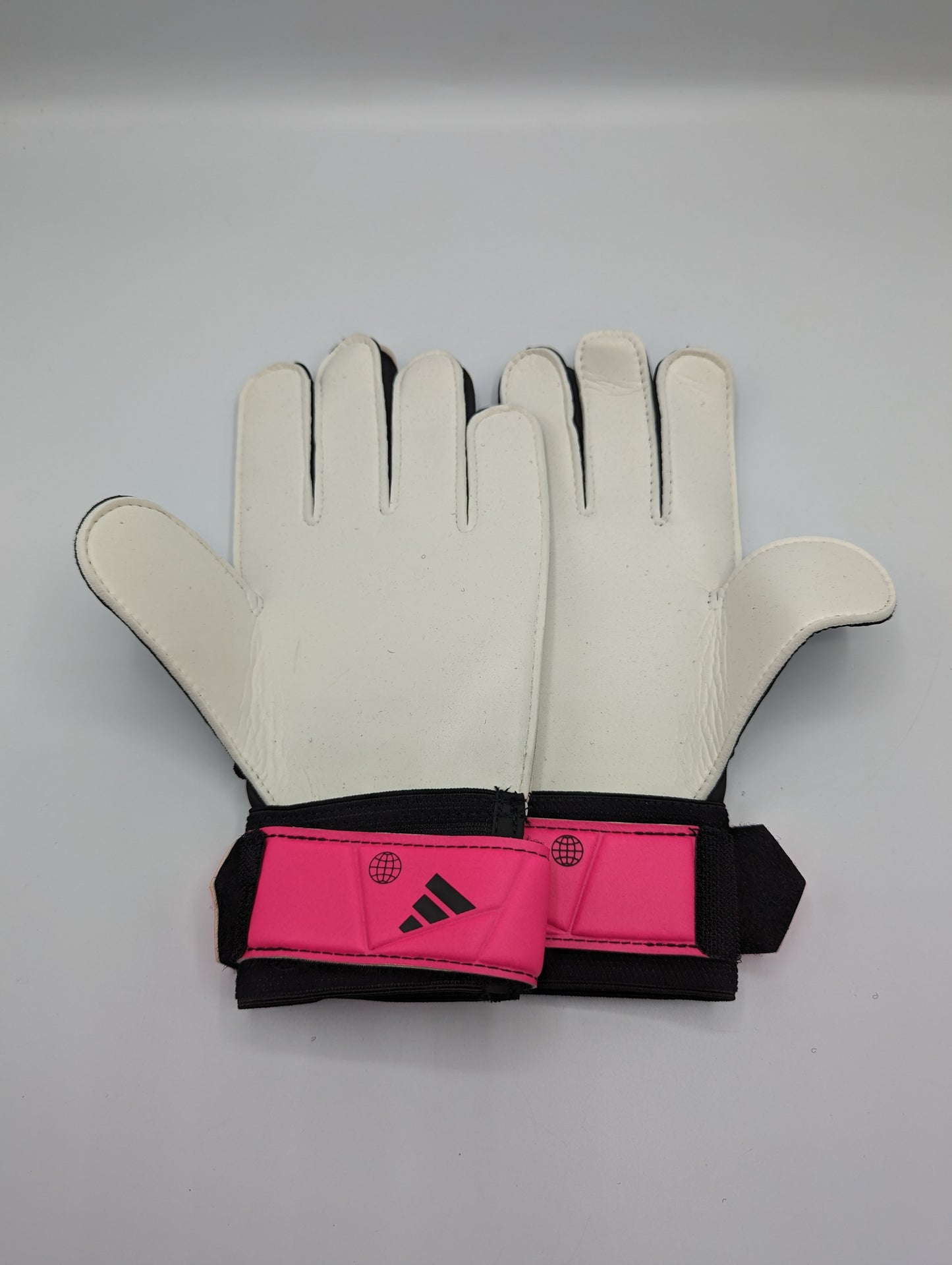 Adidas Predator Training Goalkeeper Gloves - Adults - Pink/Black