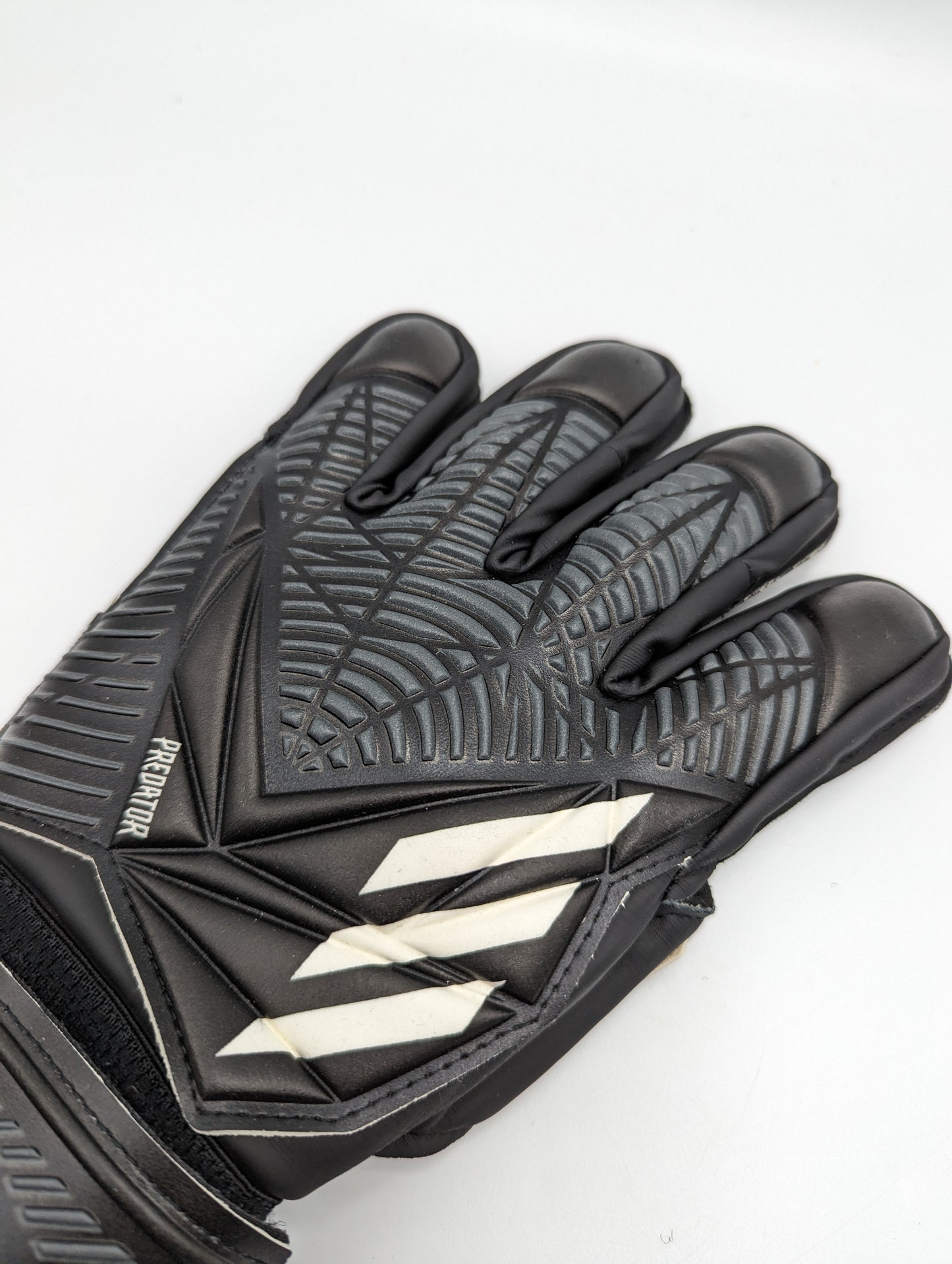 Adidas Predator GL Match Fingersave Goalkeeper Gloves - Junior- Black