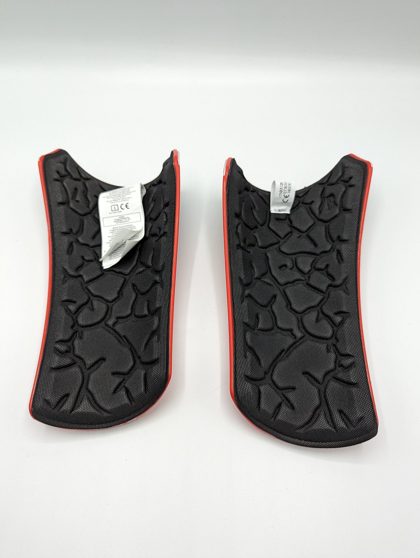 Adidas Predator SG League Shin Pads - Adults - Black/Red