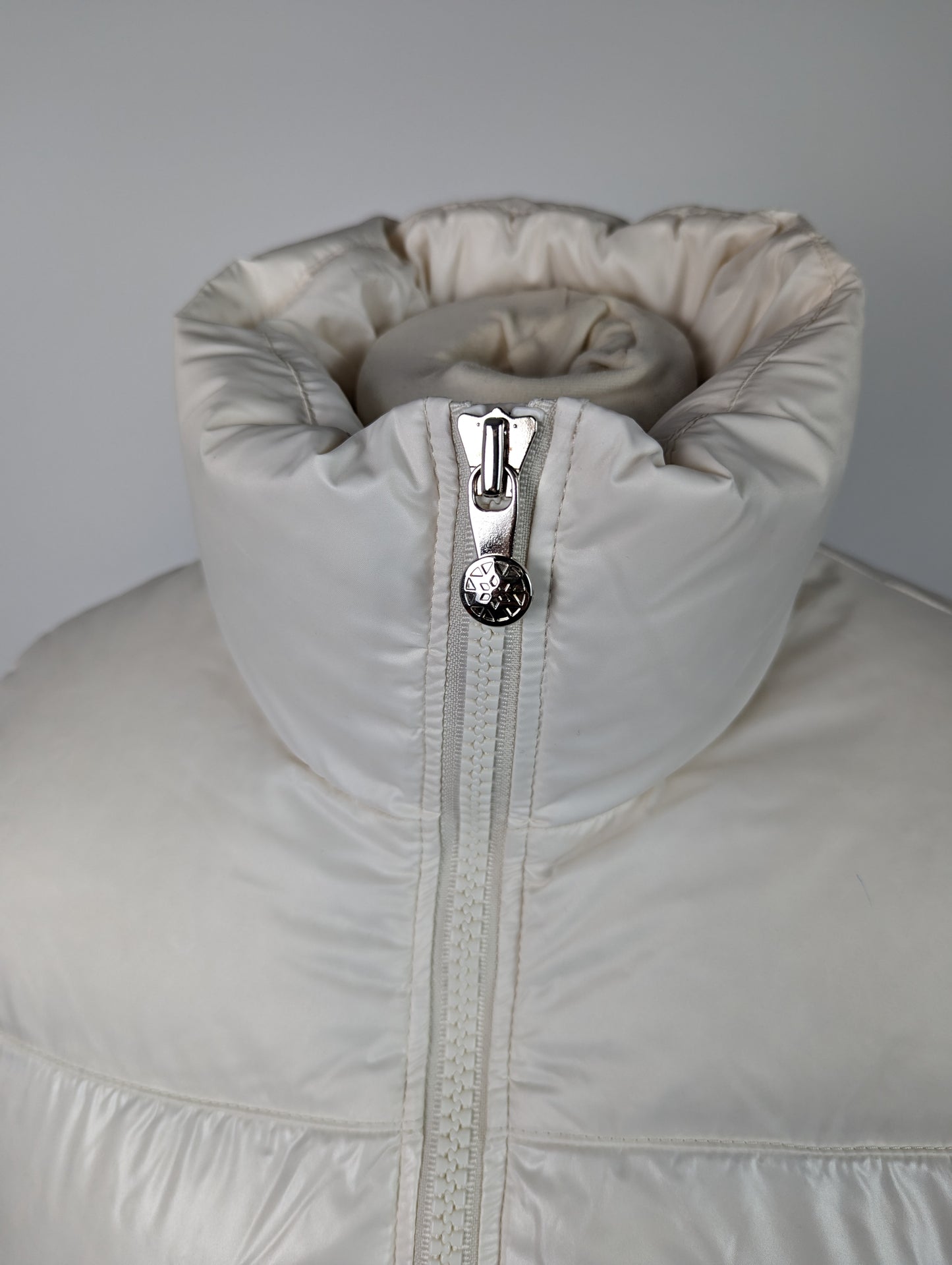 Pyrenex Women's Goldin 2 down jacket - Milk White