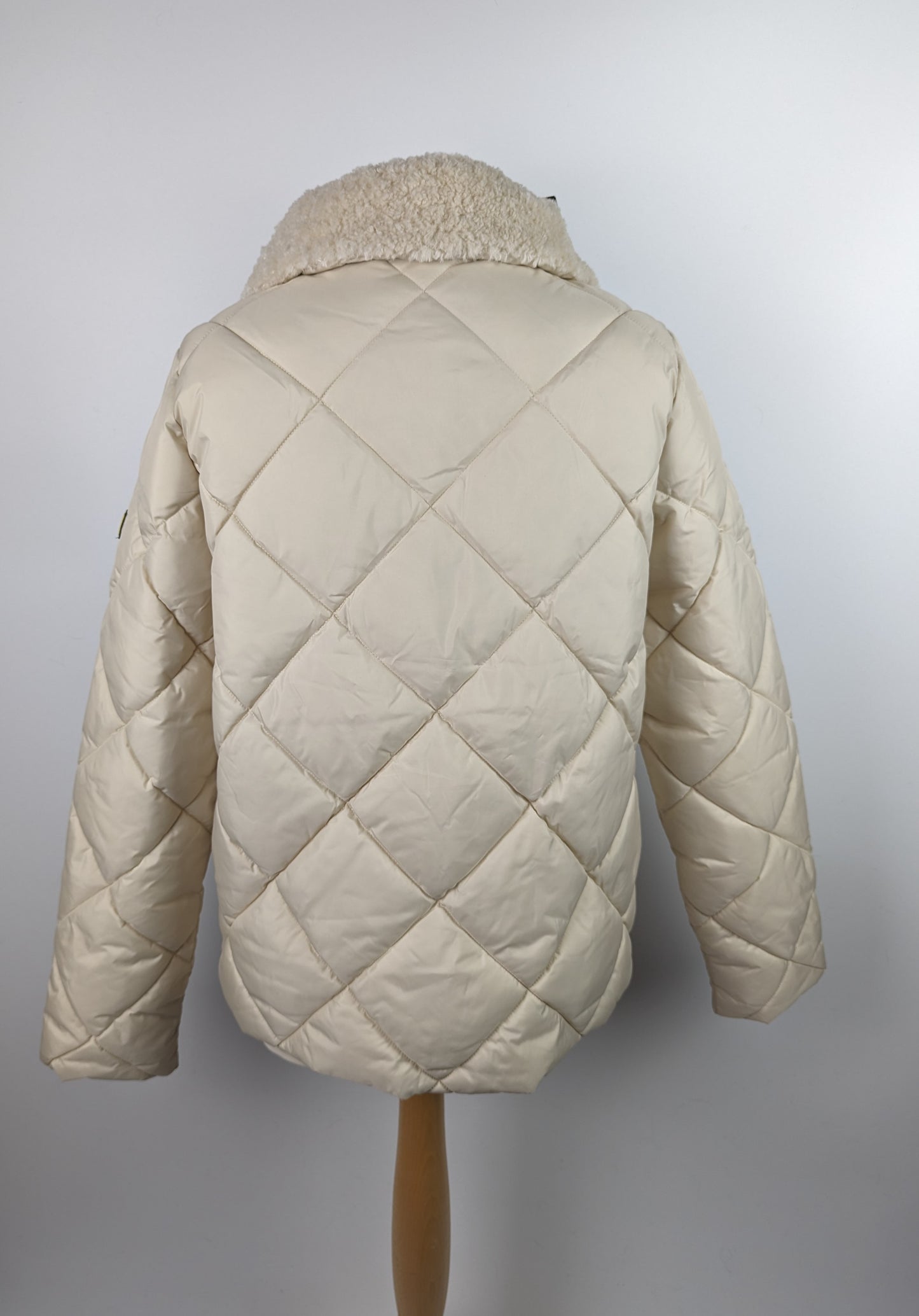 BARBOUR INTERNATIONAL Womens Norton Quilted Jacket - Cream