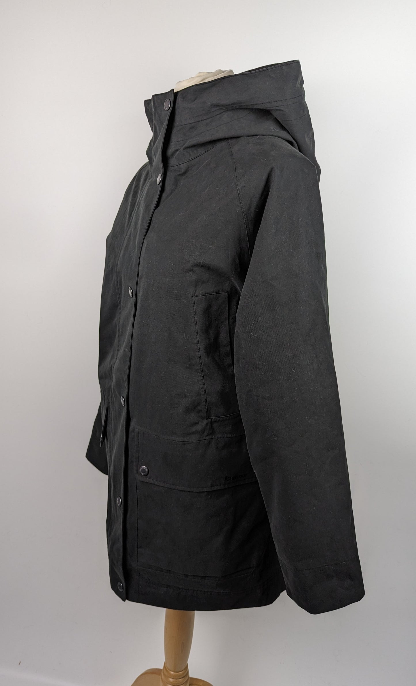 Barbour Womens Beadnell Jacket Water Proof Jacket- Black