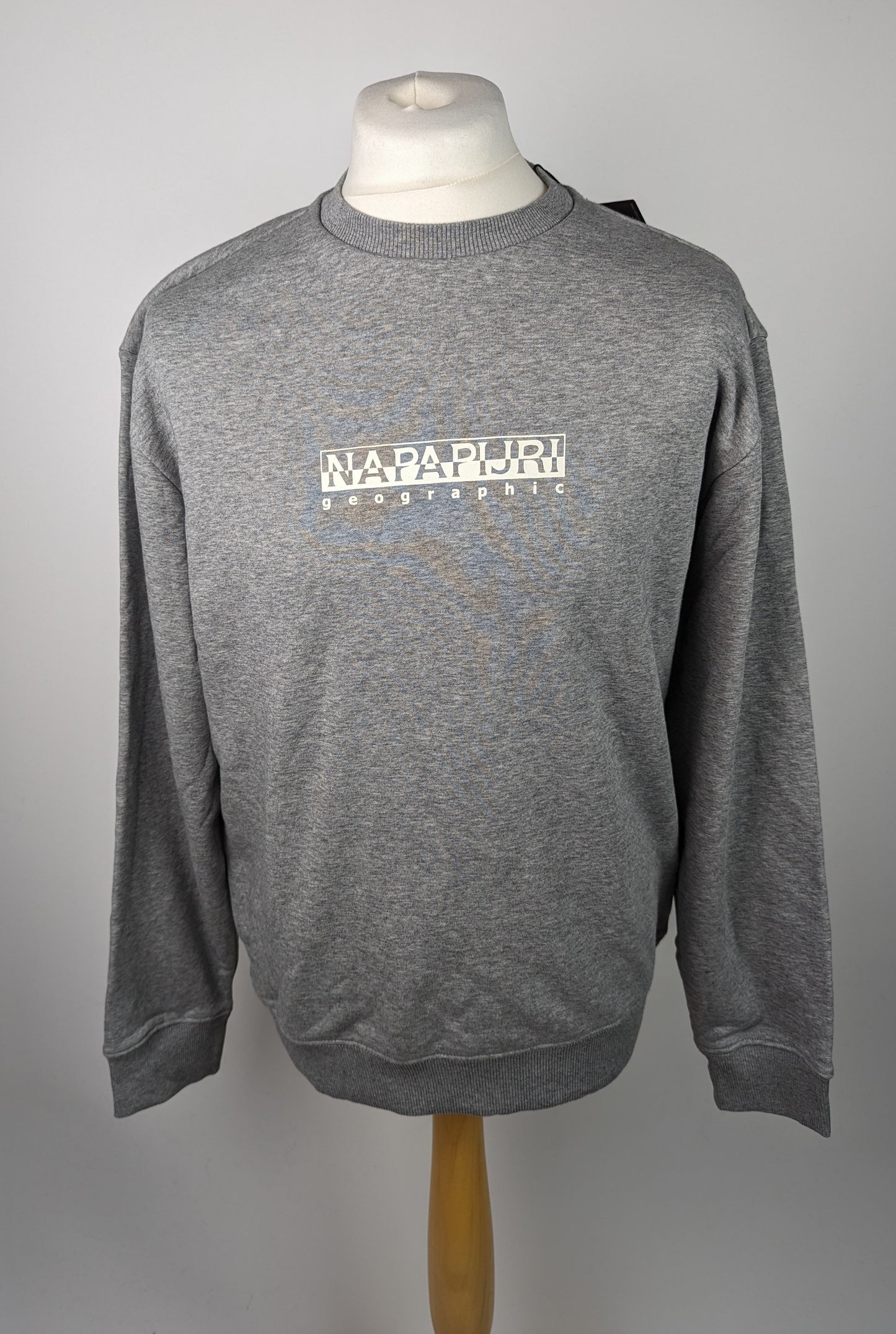 NAPAPIJRI Box Logo Crew Jumper- Grey