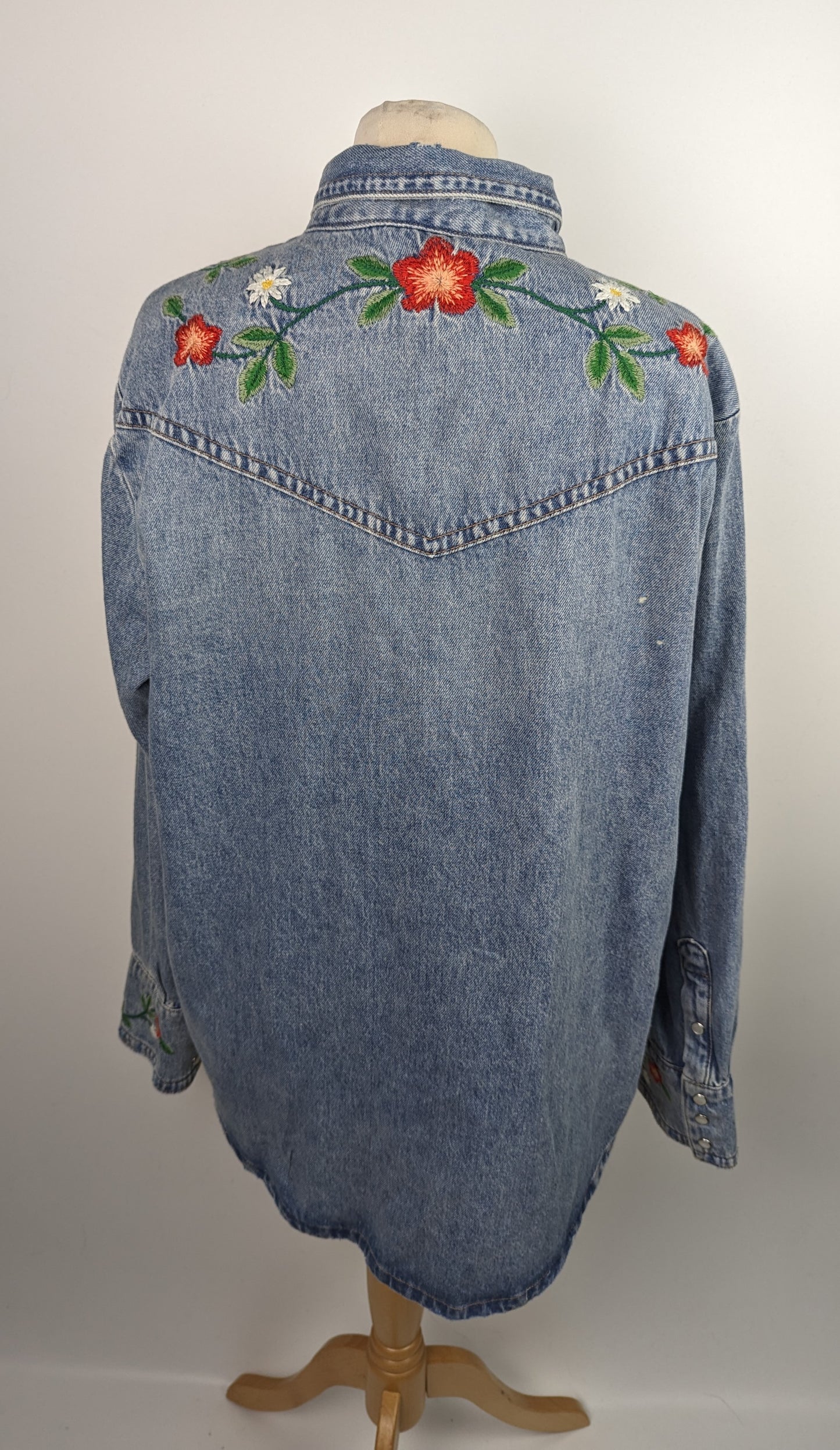 Polo Ralph Lauren Womens floral-embroidered denim shirt - Blue