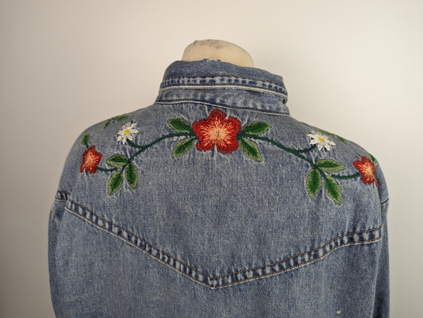 Polo Ralph Lauren Womens floral-embroidered denim shirt - Blue