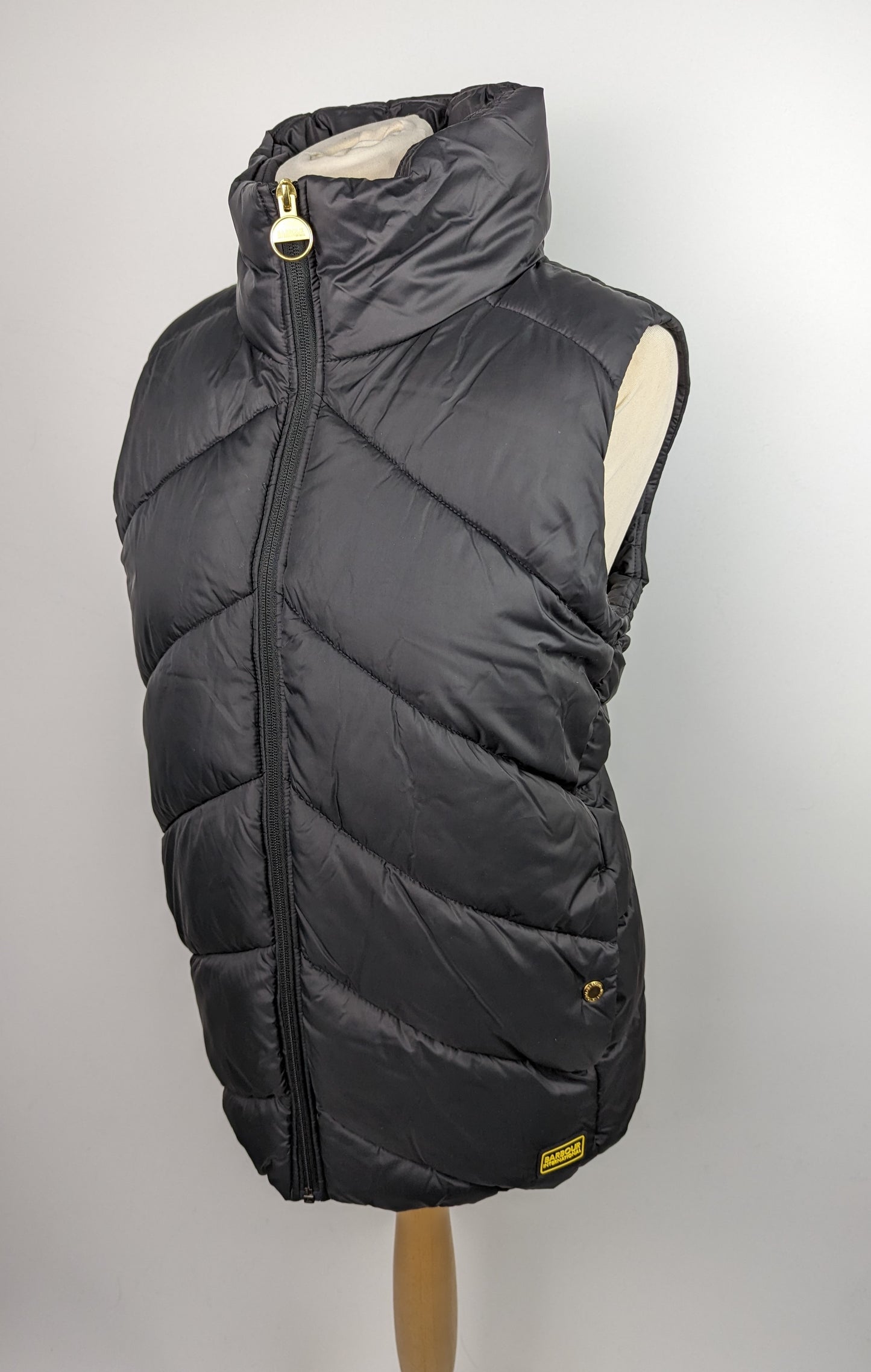 BARBOUR INTERNATIONAL Womens Halton Gilet - Black