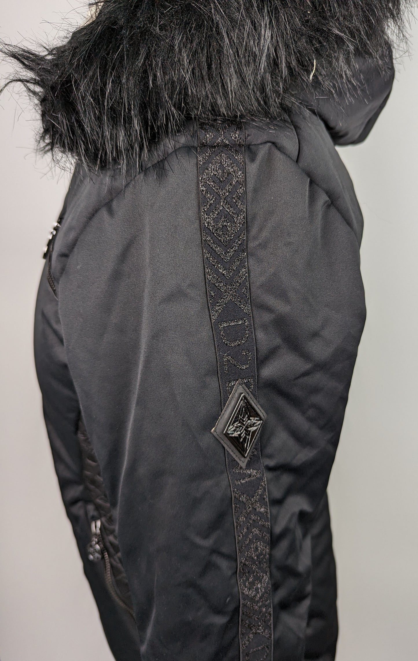 DARE2B X JULIEN MACDONALD Mastery Ski Jacket - Black