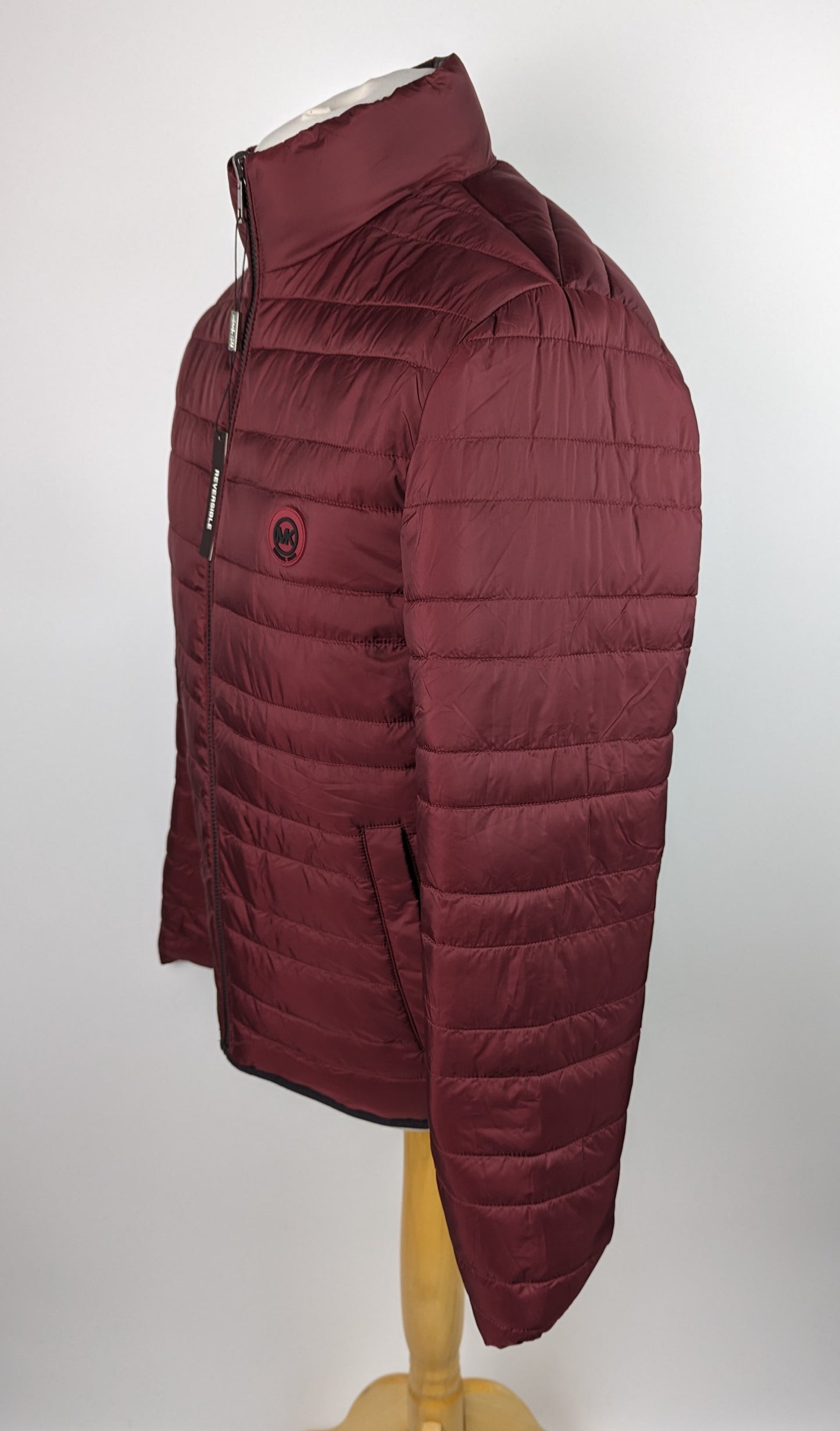 MICHAEL KORS Reversible Puffer Jacket - Black / Red