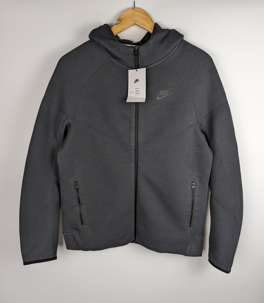 Nike Sportswear Tech Fleece Older Boys Full-Zip Hoodie - Grey