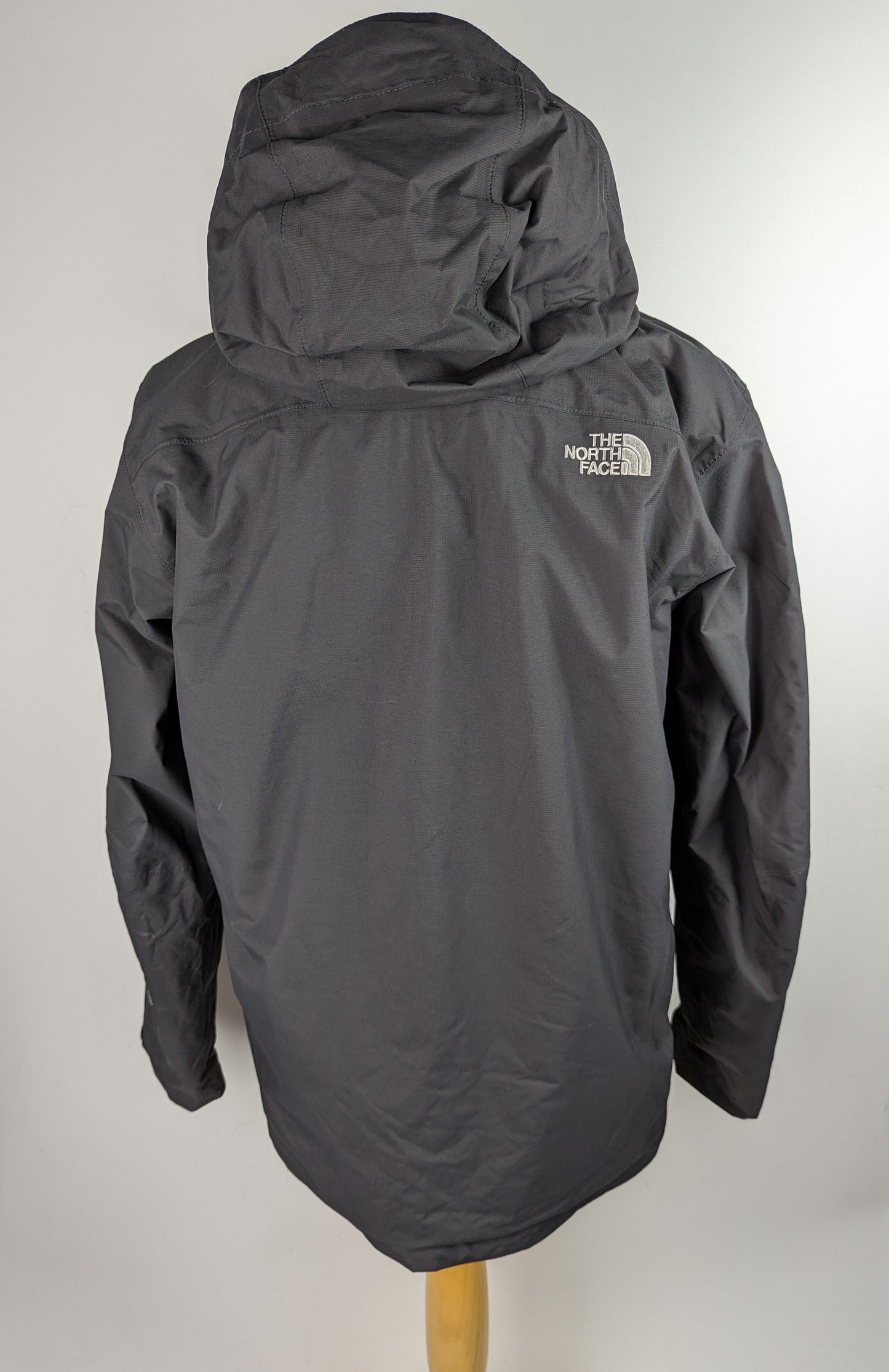 THE NORTH FACE Mens Upland Jacket - Grey