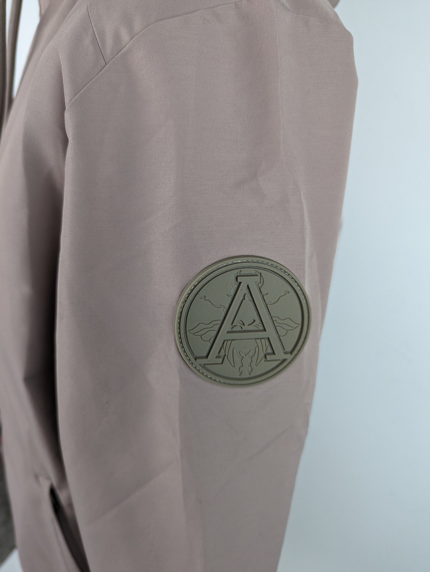 ARCTIC ARMY Arctic Zip Windbreaker - Taupe