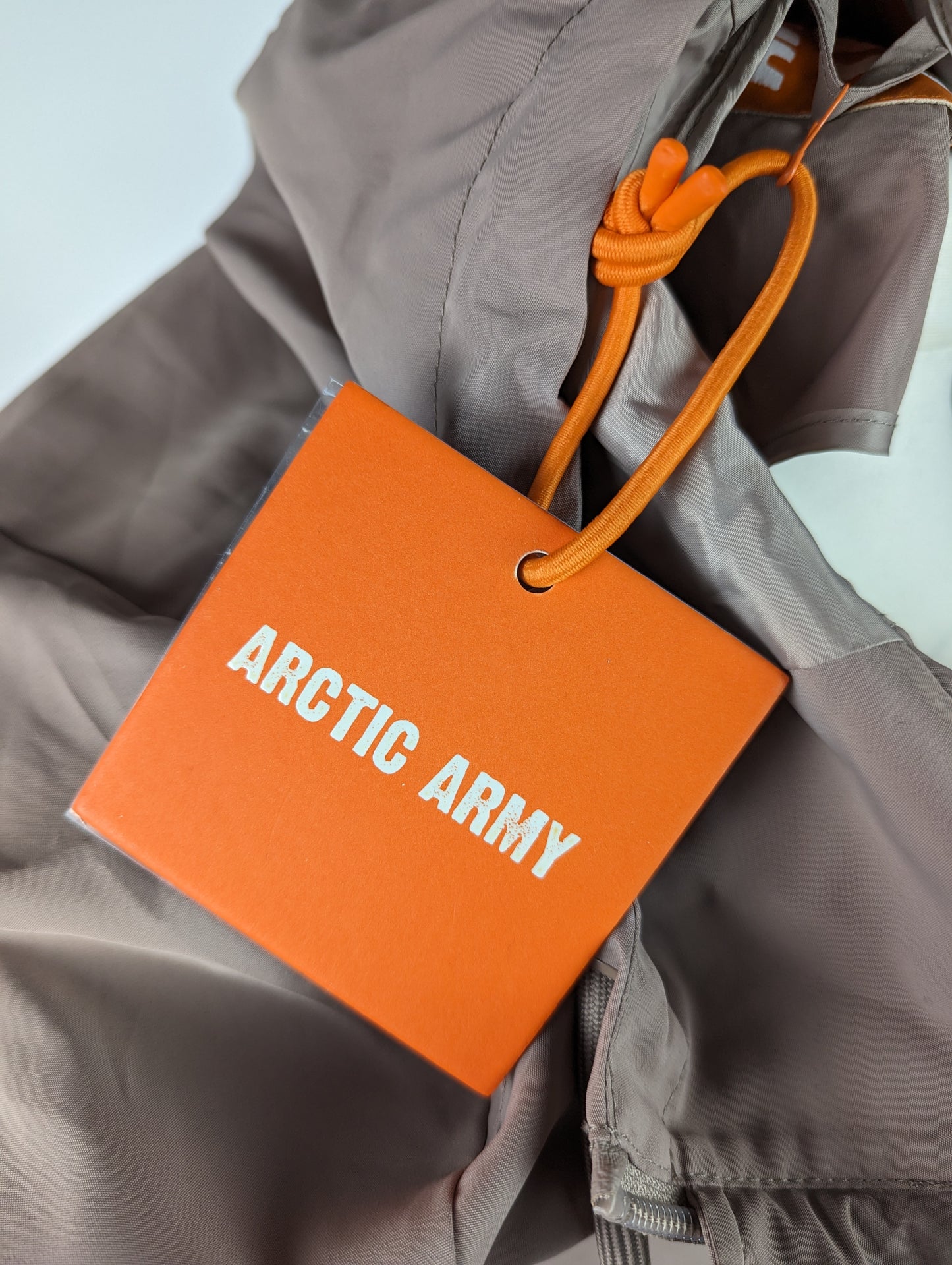 ARCTIC ARMY Arctic Zip Windbreaker - Taupe