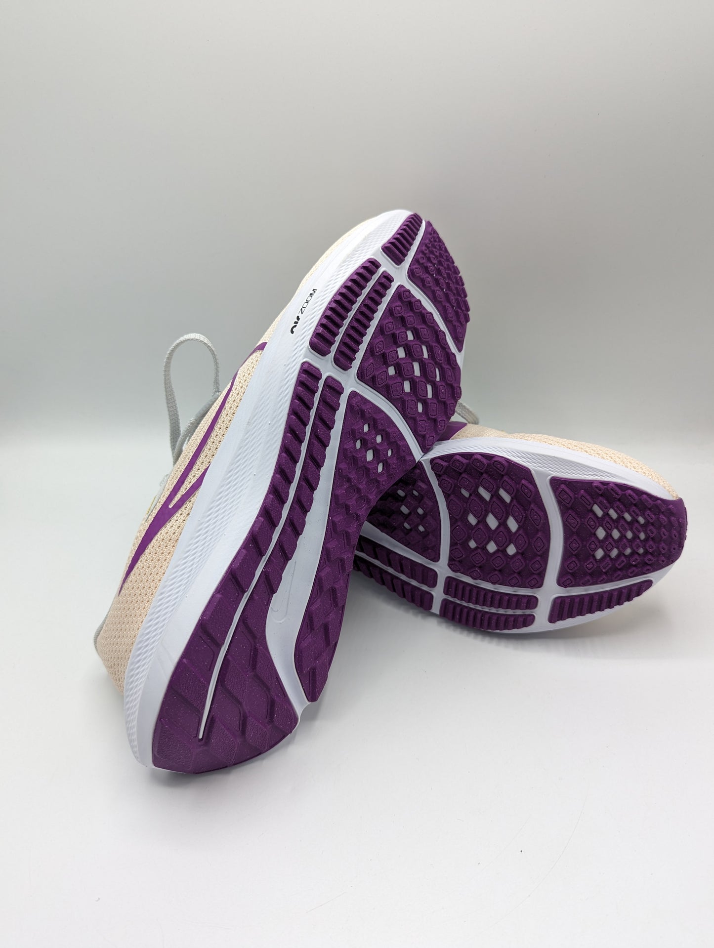 Nike Air Zoom Womens Pegasus 40 Running Trainers - Guava Ice/Vivid Purple/Amber Brown