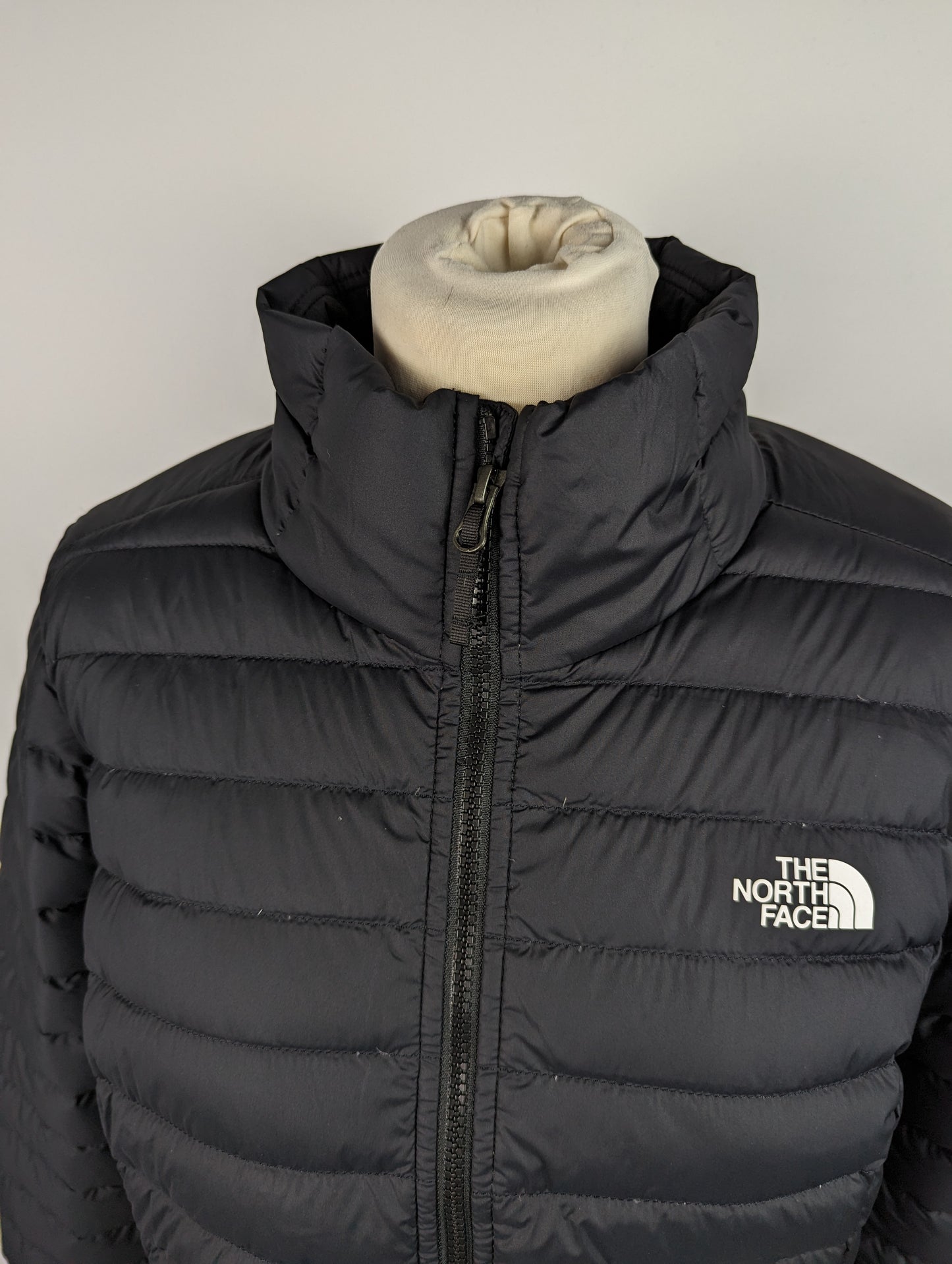 THE NORTH FACE Womens Stretch Down Puffer Jacket - Black