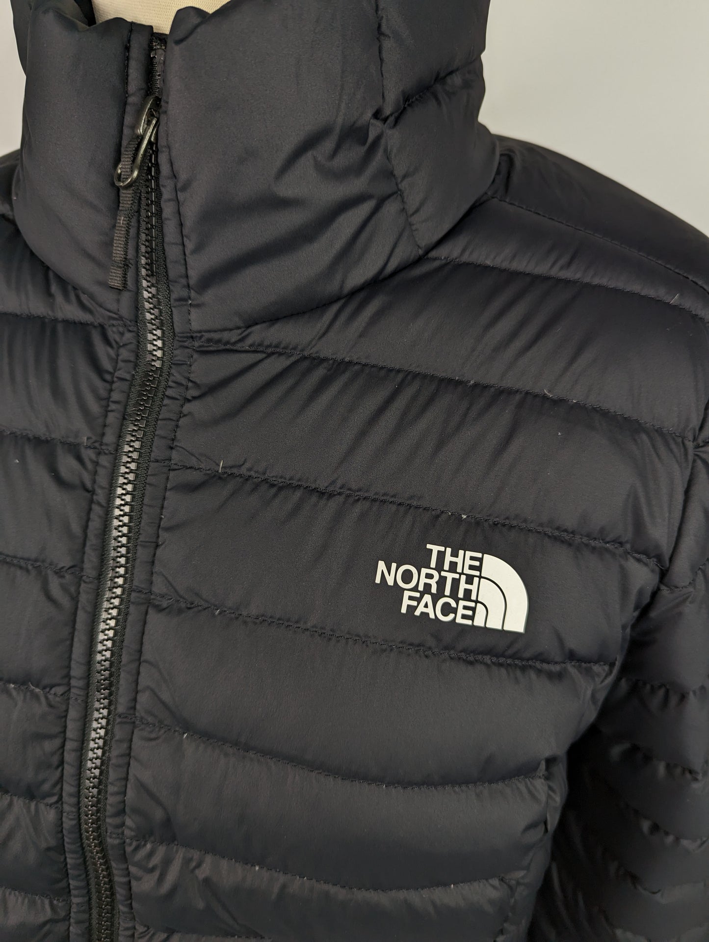 THE NORTH FACE Womens Stretch Down Puffer Jacket - Black