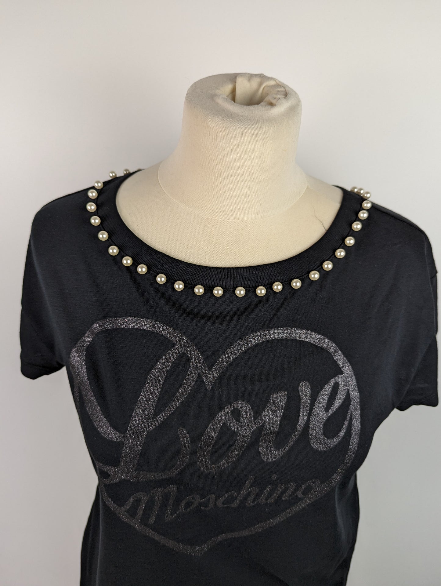 LOVE MOSCHINO Womens Pearl Glitter Tee - Black