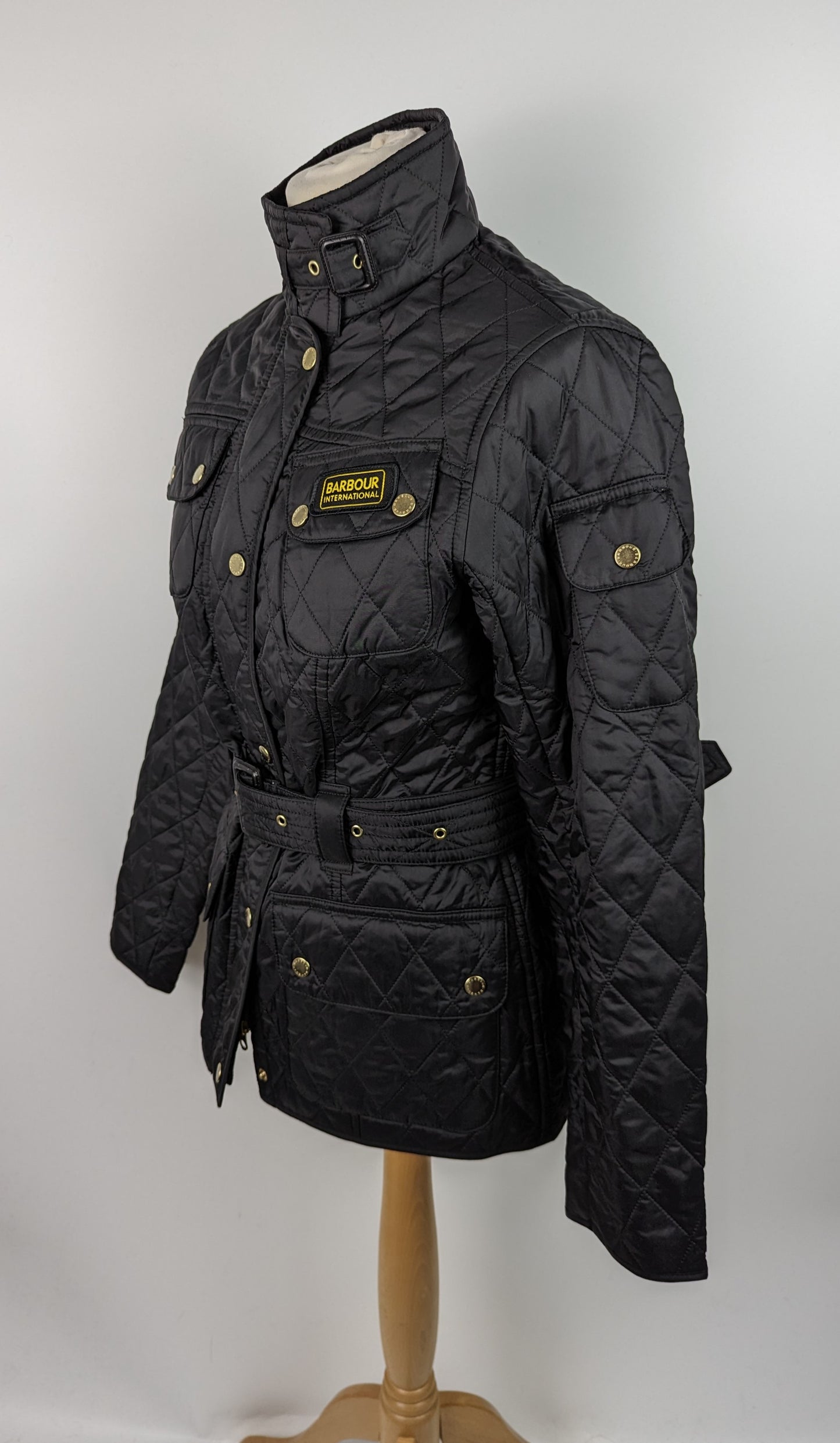 BARBOUR INTERNATIONAL Womens Quilted Jacket - Black