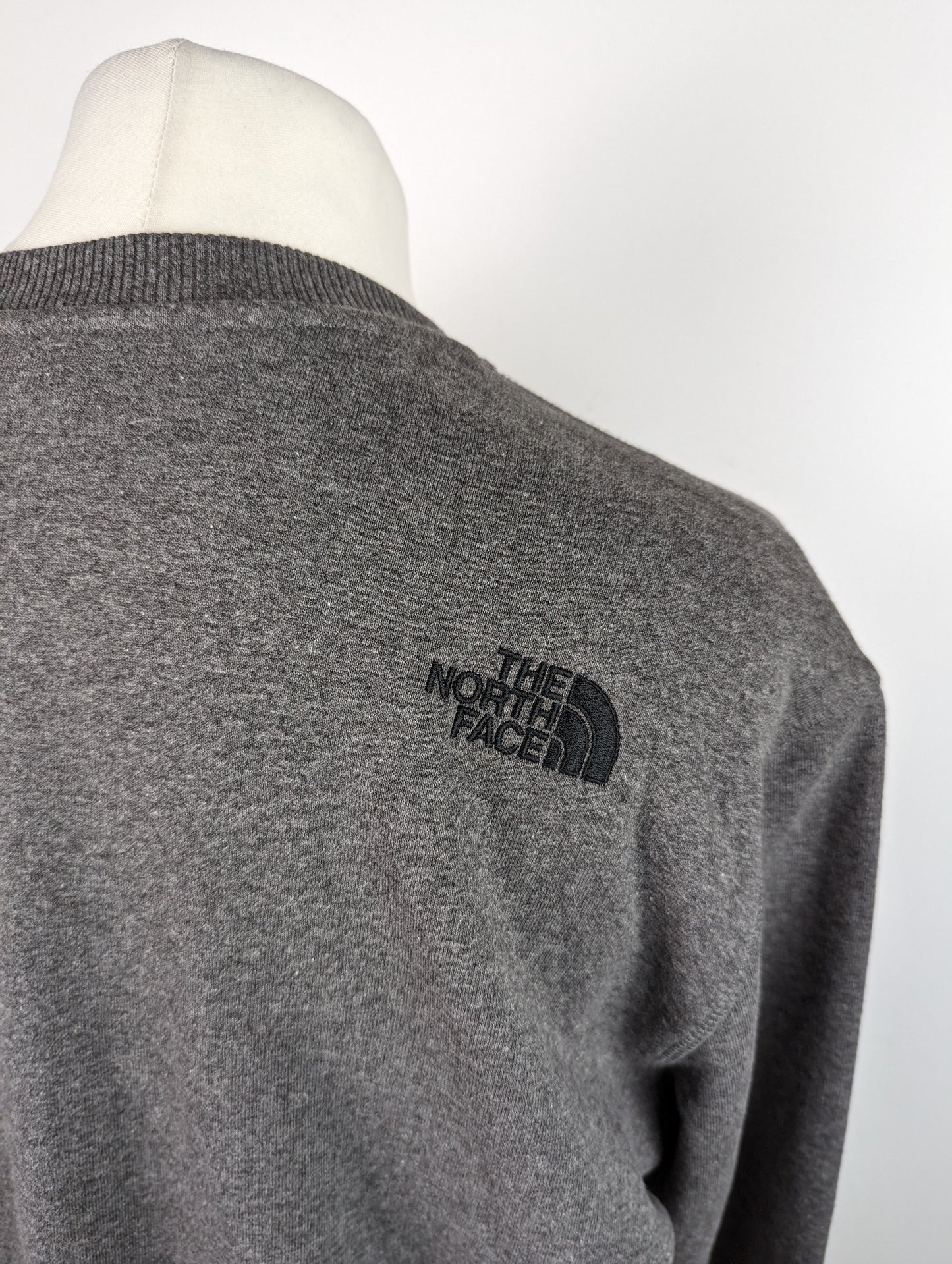 THE NORTH FACE Men's Drew Peak Jumper- Medium Grey Heather