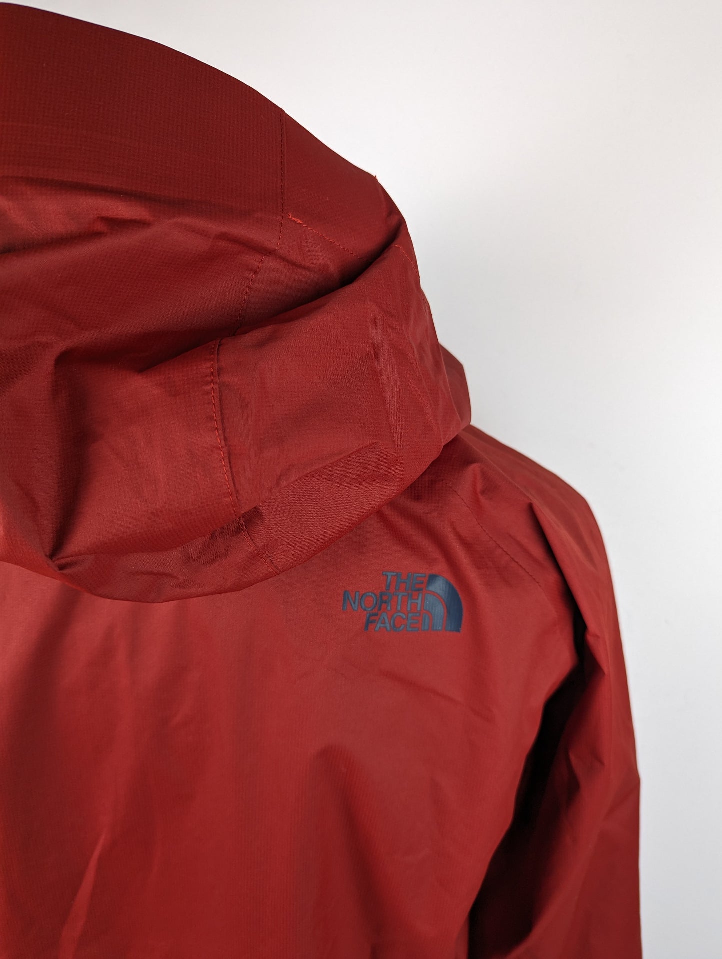 THE NORTH FACE Men's Sequence Jacket - Red / Blue