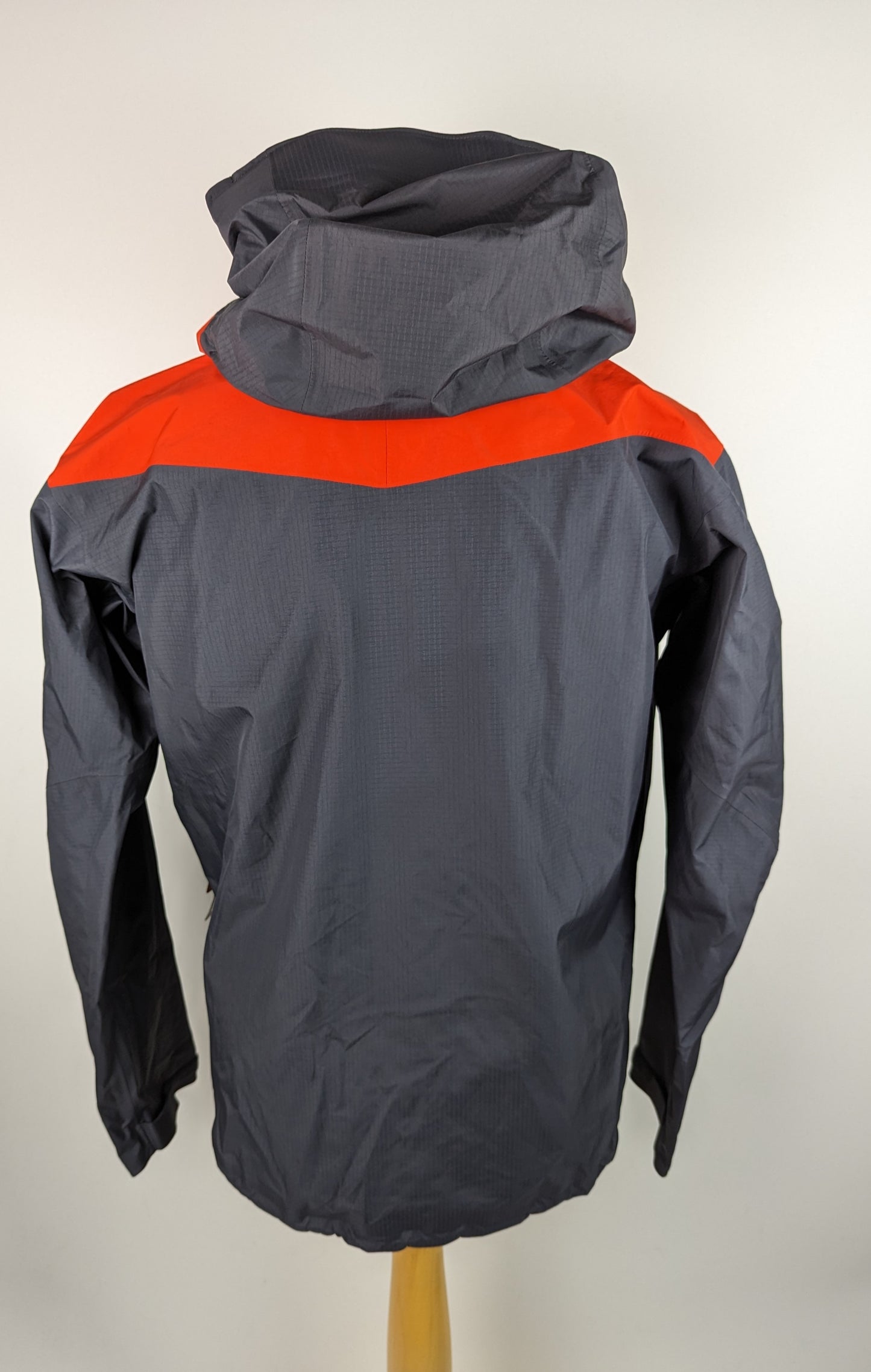 BERGHAUS Mens Velum III Shell Jacket - Red / Grey