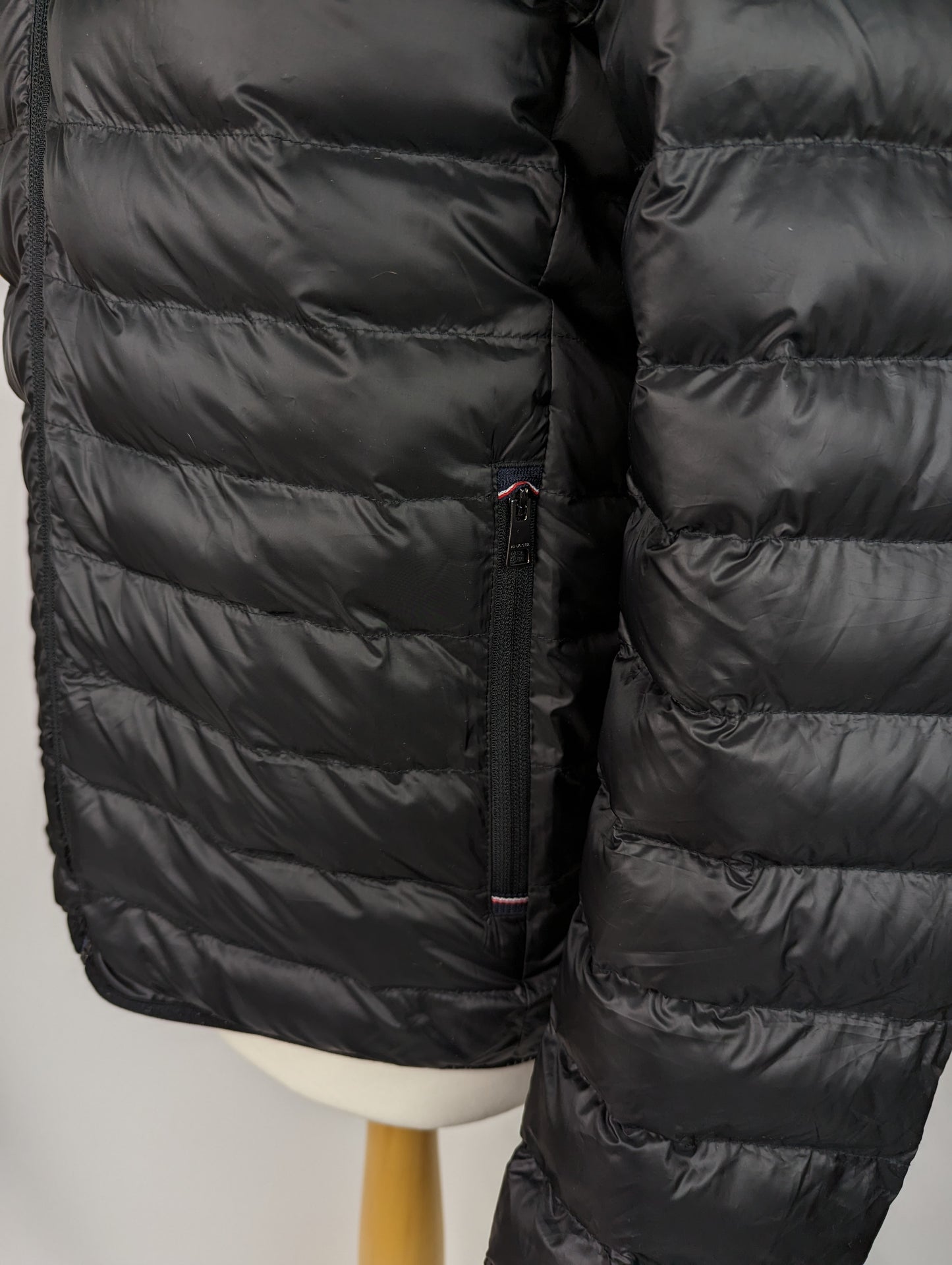 TOMMY HILFIGER Men's Down Jacket - Black