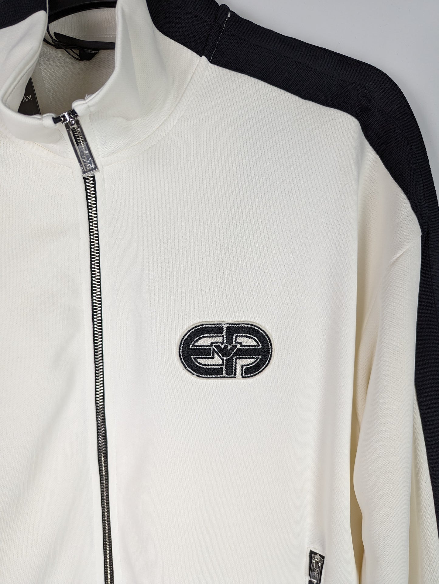 EMPORIO ARMANI Men's Tape Oval Zip-Top Hoodie - Vanilla