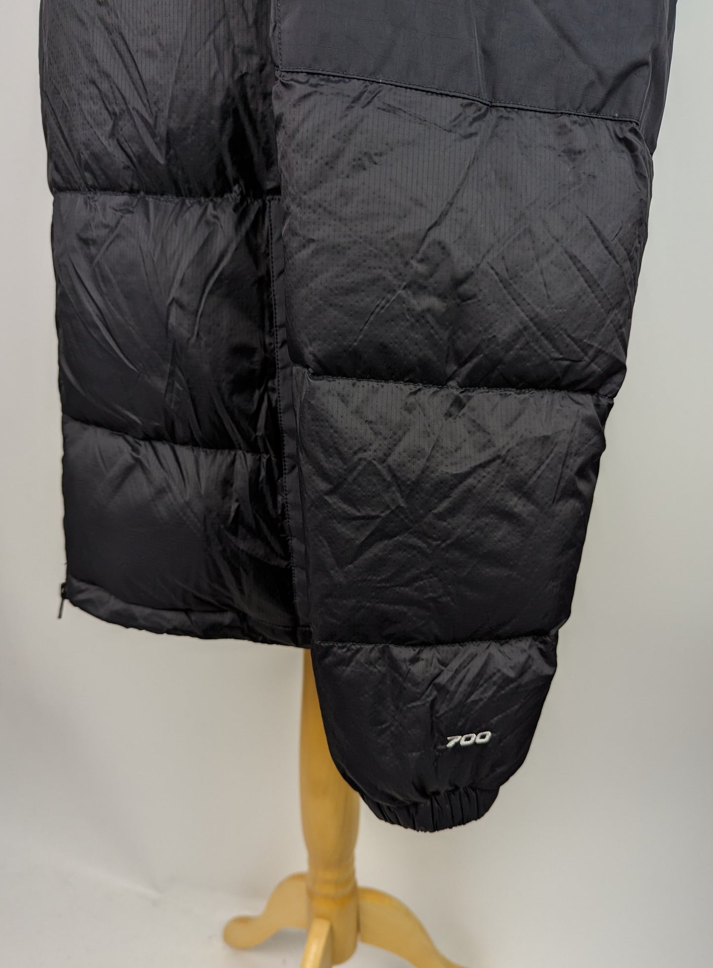 THE NORTH FACE Men’s Diablo Hooded Down Jacket - Black