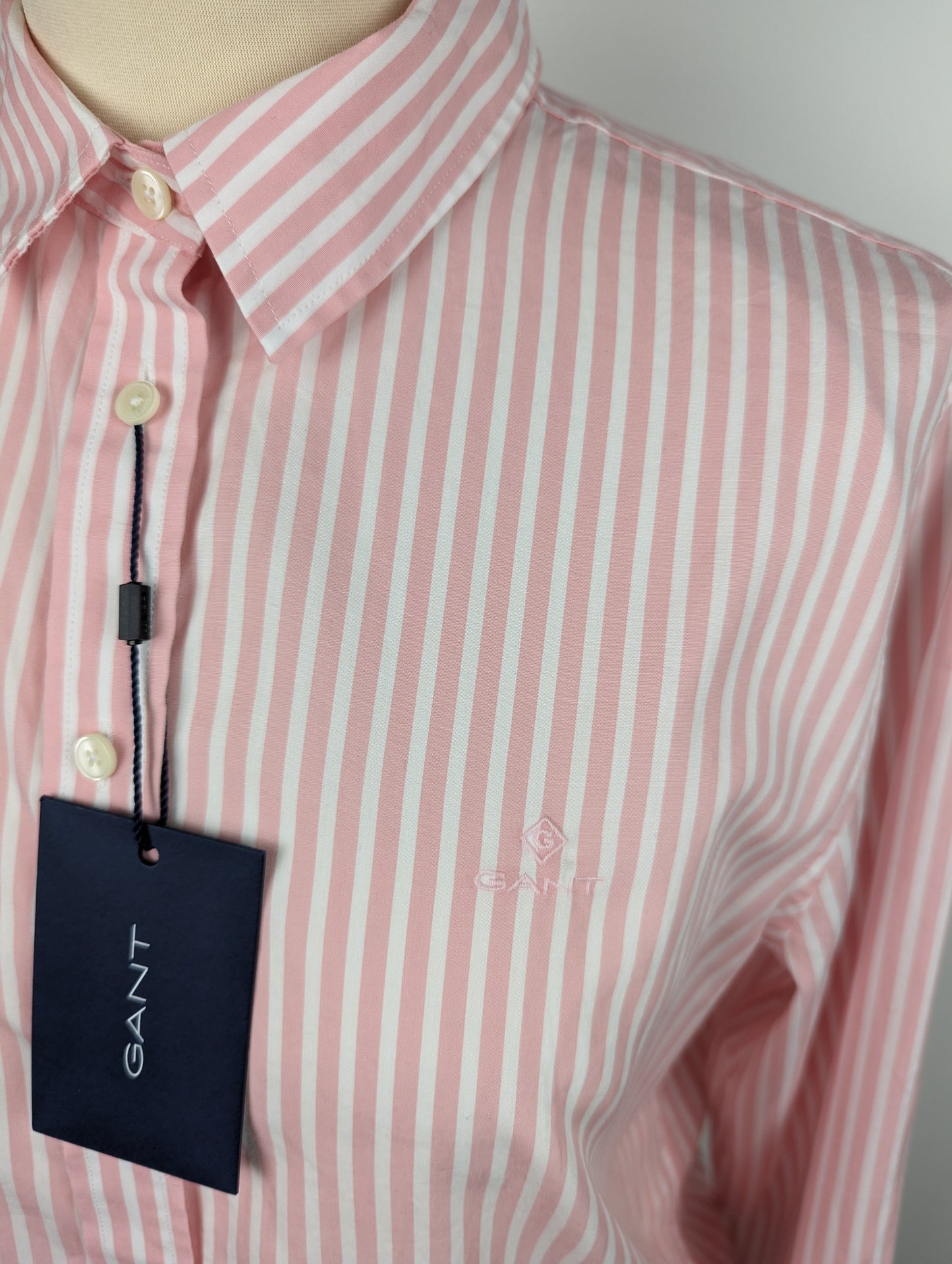 GANT Womens Regular Broadcloth Shirt - Pink / White