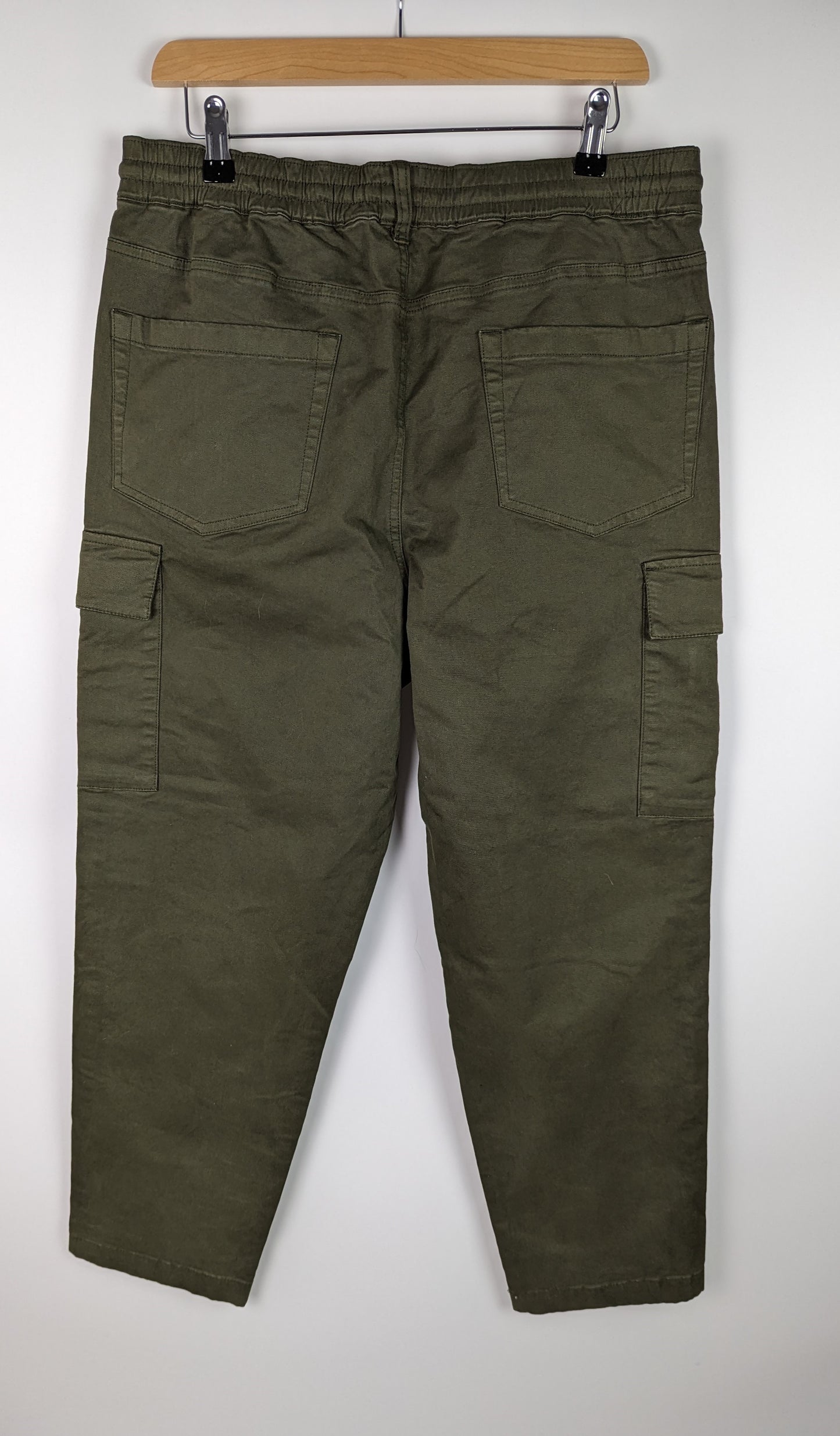 BARBOUR Mens Beacon Cargo Trousers - Olive Green