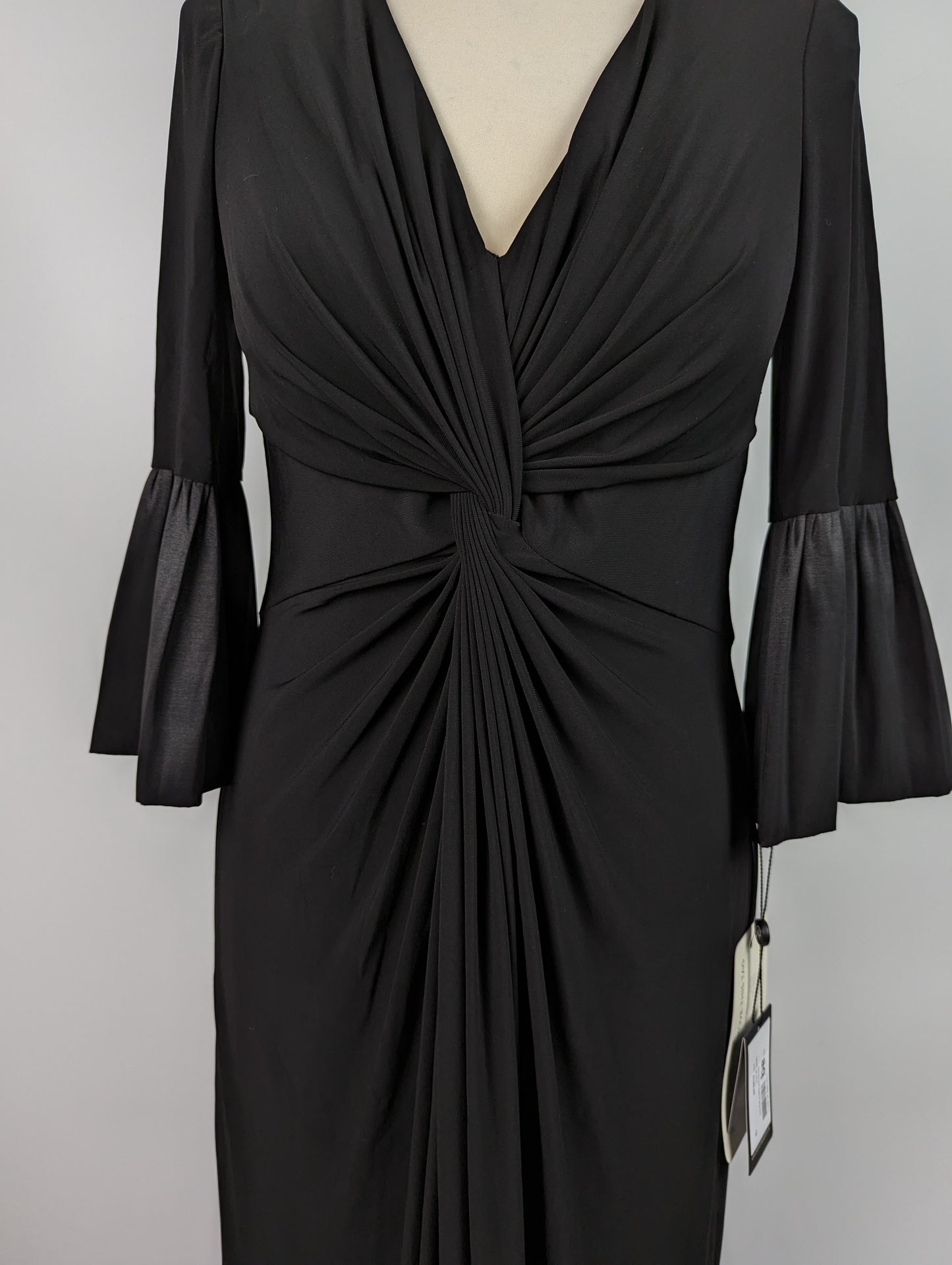 ADRIANNA PAPELL Twist Front Jersey Gown - Black