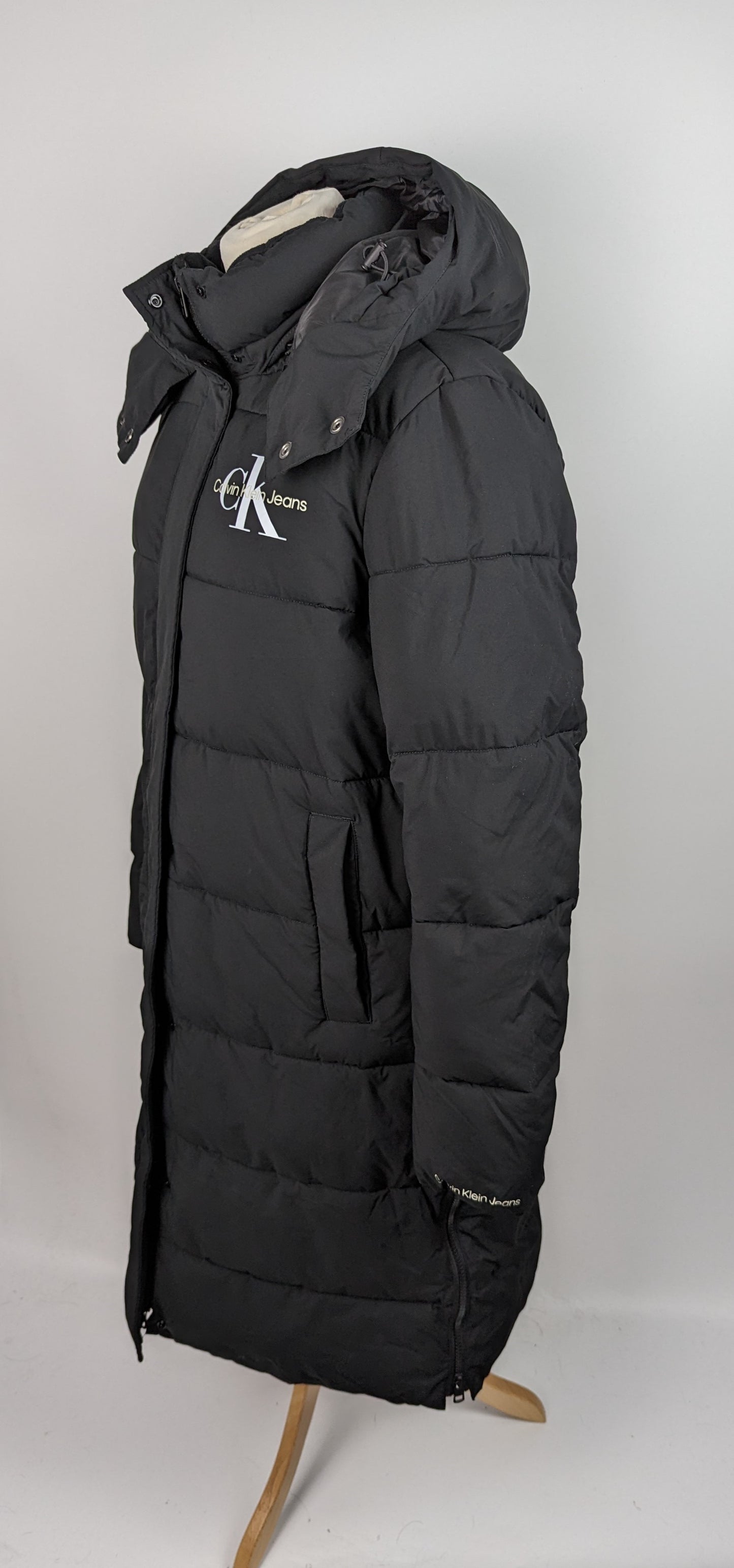 Calvin Klein Jeans Monologo Long Puffer Jacket - Black