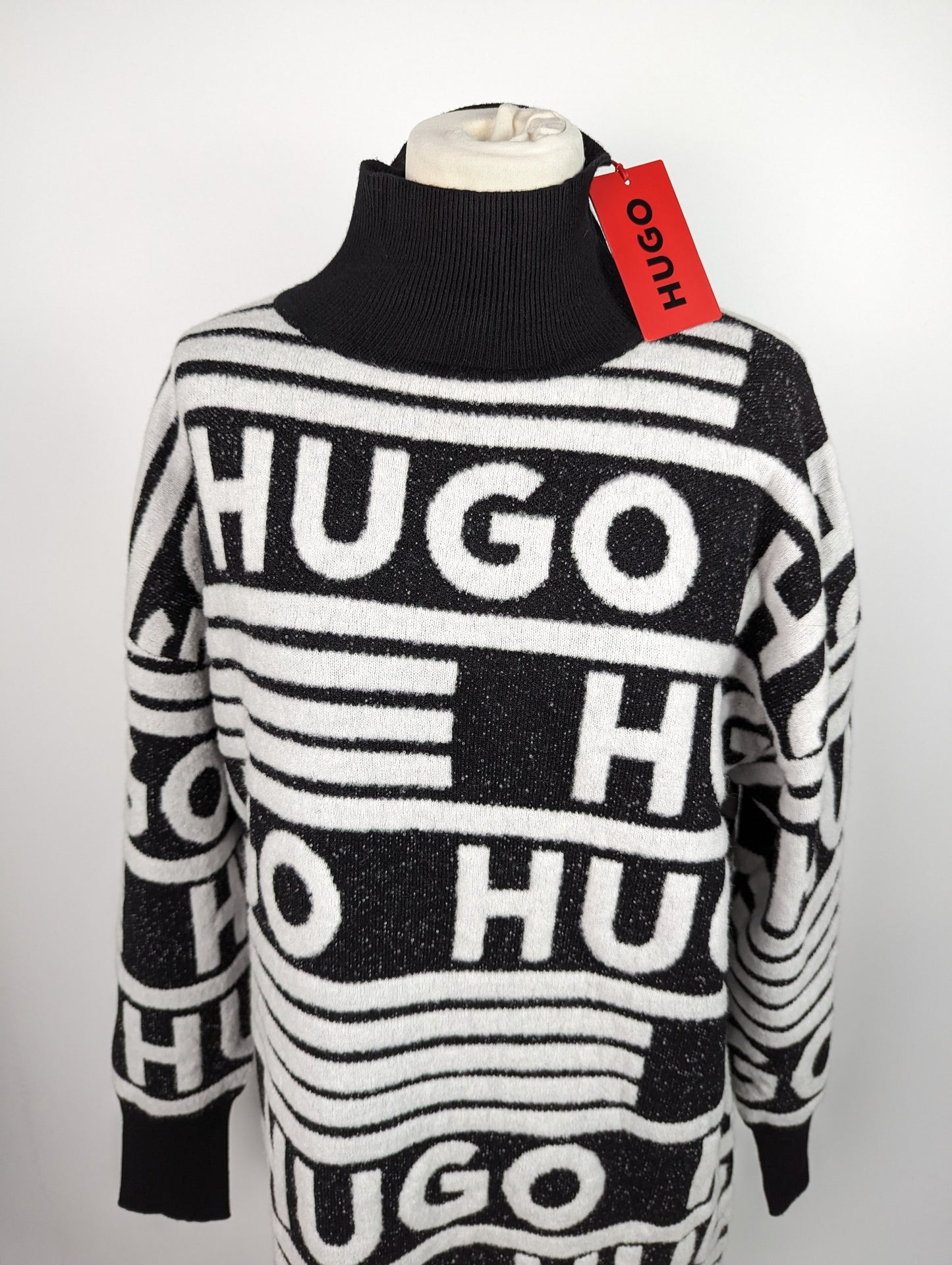 HUGO Sisminy Logo-Jacquard Knit Dress - Black / White