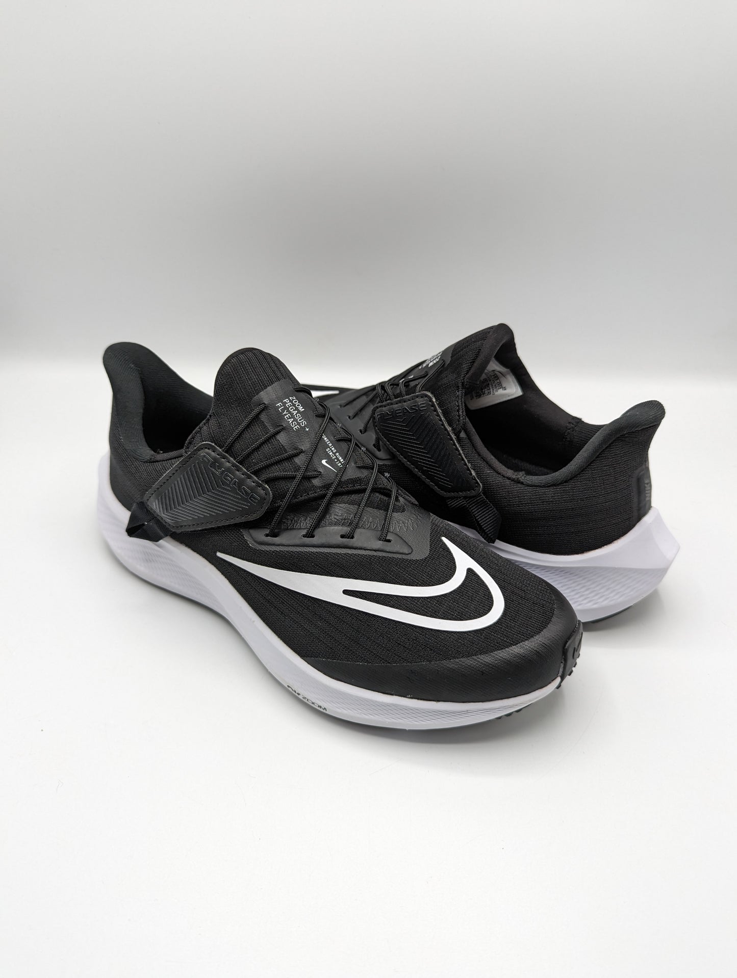 Nike Pegasus FlyEase Women's Easy On/Off Road Running Shoes - Black