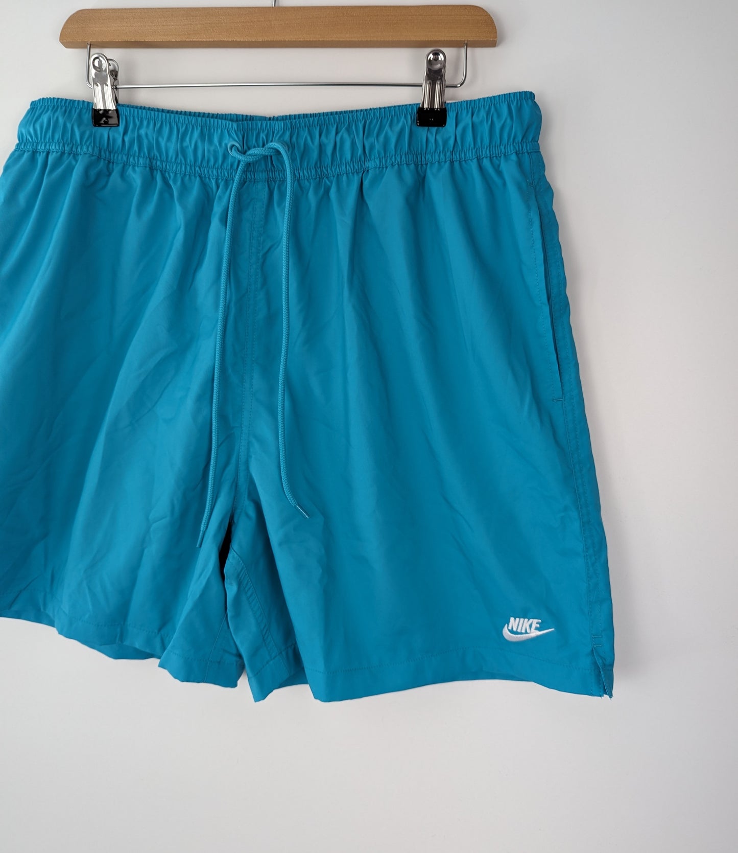 Nike Sportswear Essentials Men's Woven Flow Shorts - Blue