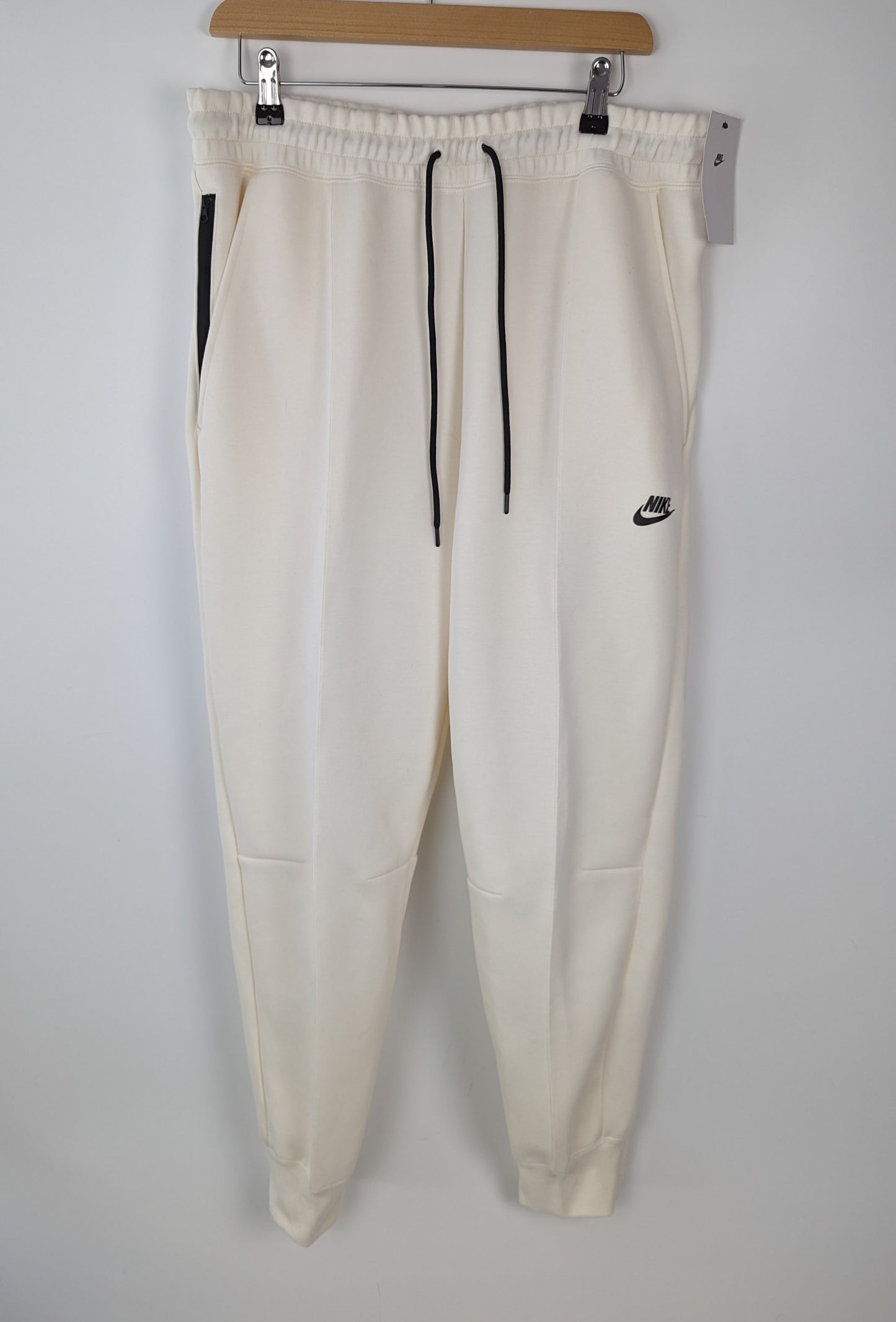 Nike Sportswear Tech Fleece Women's Mid-Rise Joggers - Ivory