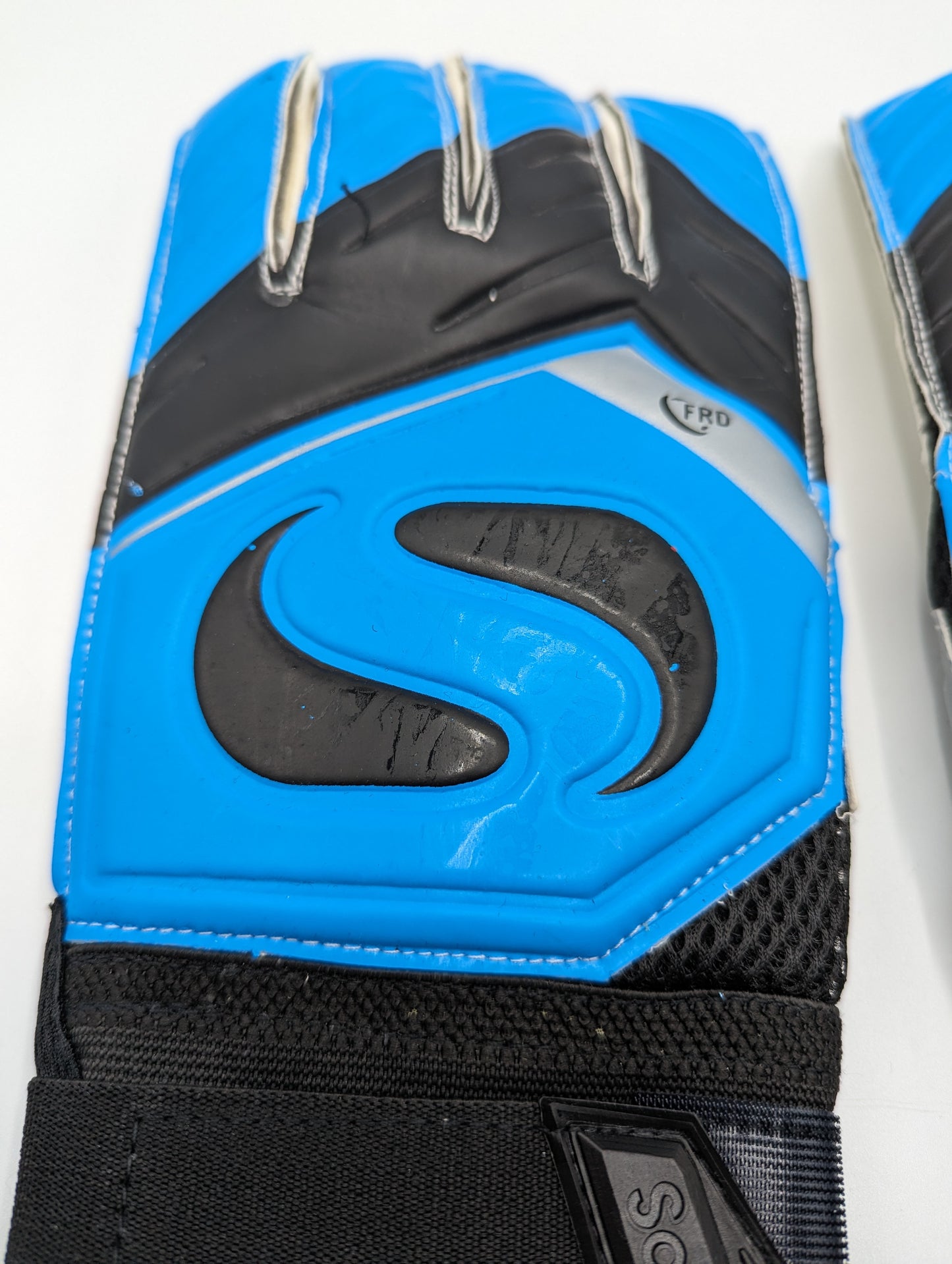 Sondico Elite Roll Tech Mens Goalkeeper Gloves - Blue