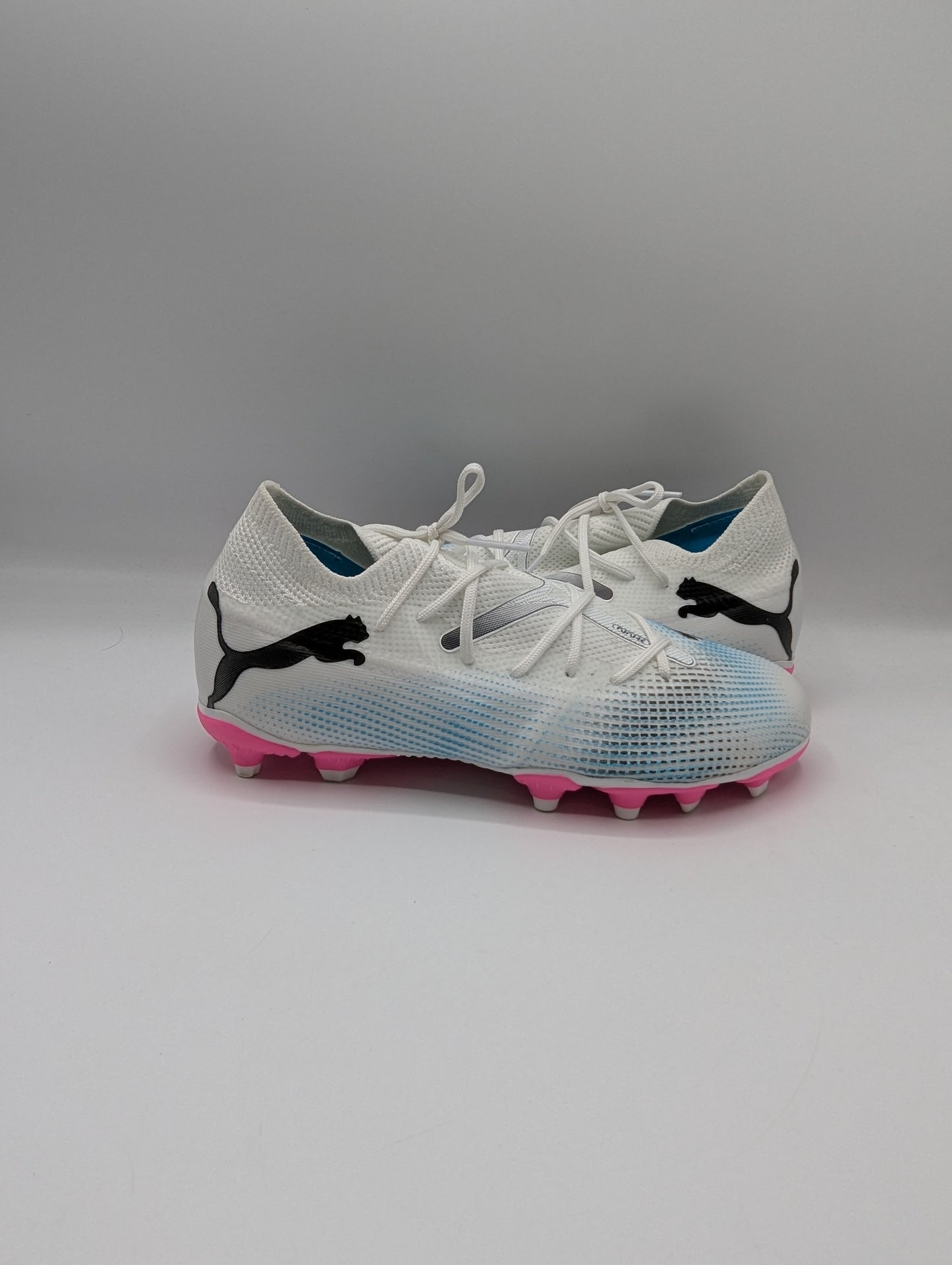 Puma Future 7 Match Rush Junior Firm Ground Football Boots - White / Pink