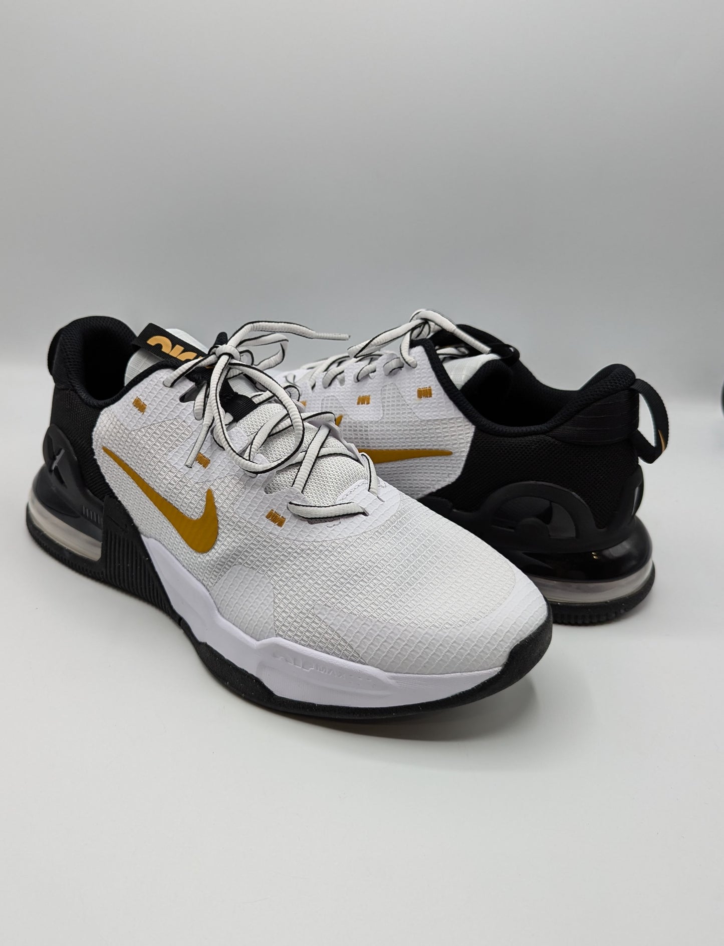 Nike Air Max Alpha Trainer 5 Men's Training Shoes - White / Gold