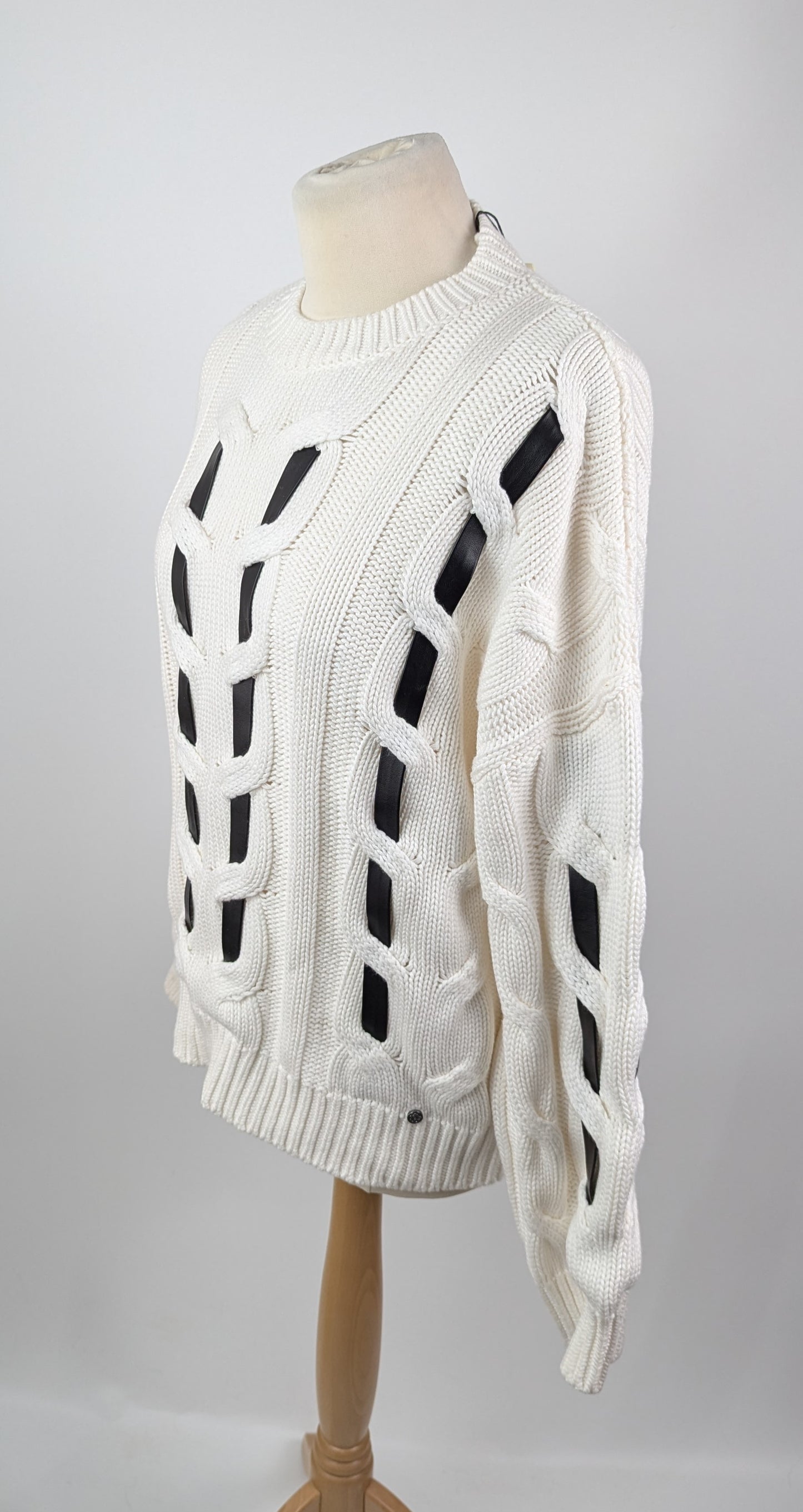 Ted Baker Deserey Cable Knit Jumper - White / Black