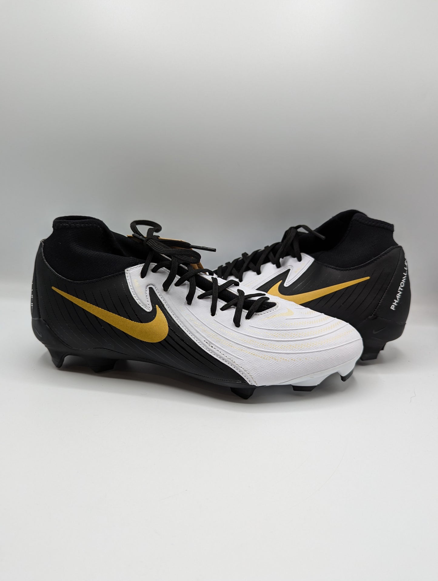 Nike Phantom Luna II Academy Firm Ground Football Boots - Black / Gold