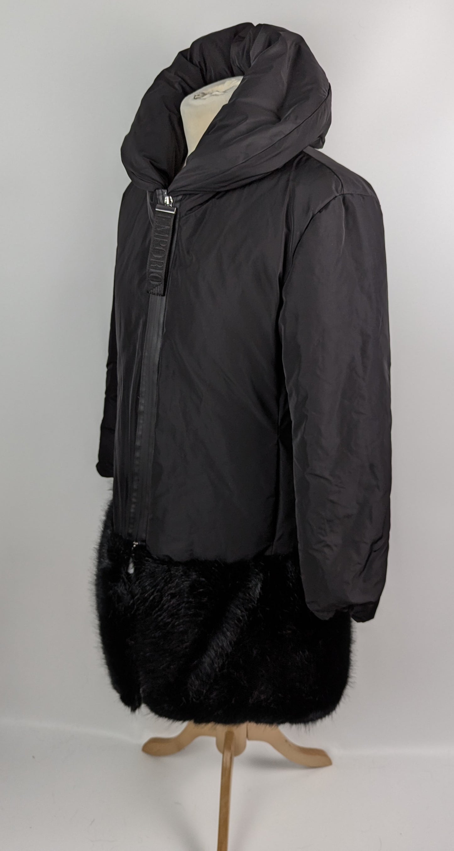 EMPORIO ARMANI Womens Faux Fur Hem Shell Coat - Black